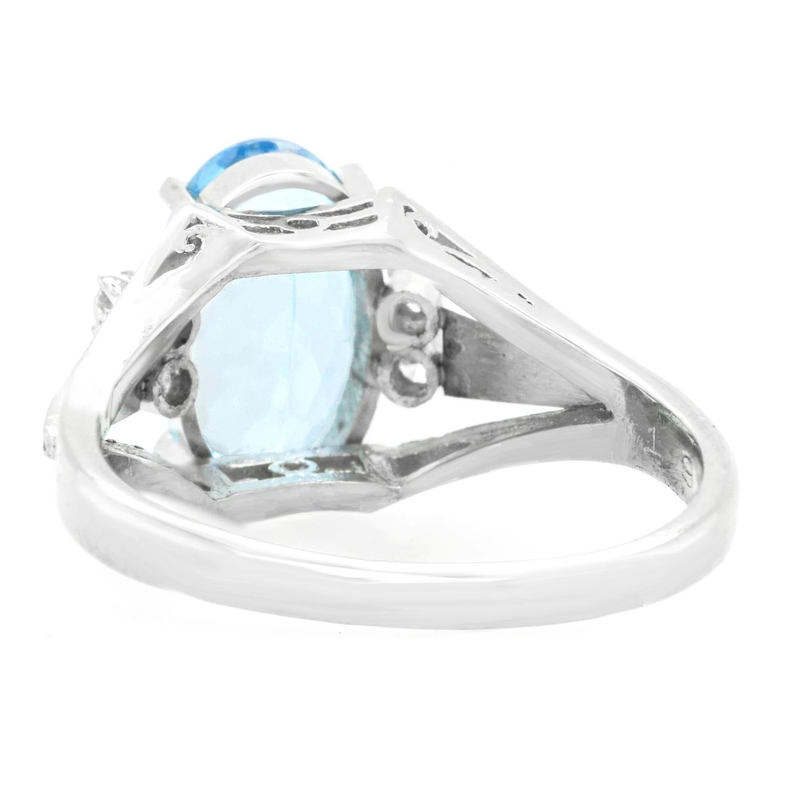 Aquamarine and Diamond-Set Platinum Ring 4