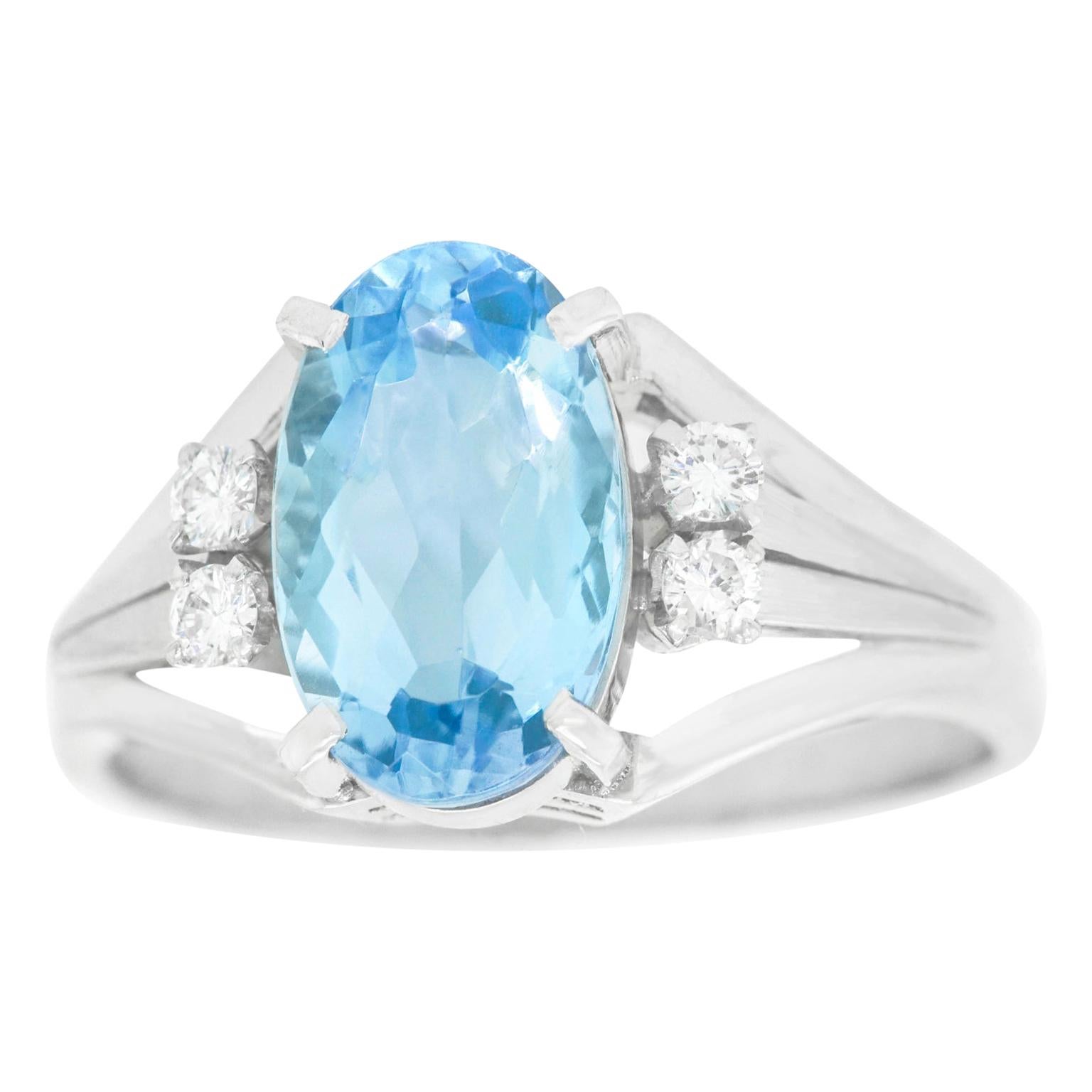 Aquamarine and Diamond-Set Platinum Ring