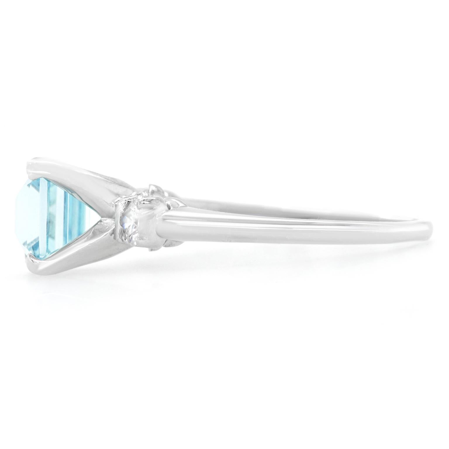 Aquamarine and Diamond-Set Platinum Ring Retro Fifties 2
