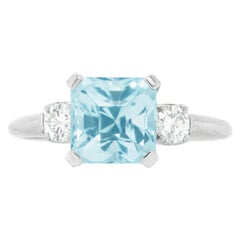 Aquamarine and Diamond-Set Platinum Ring Retro Fifties