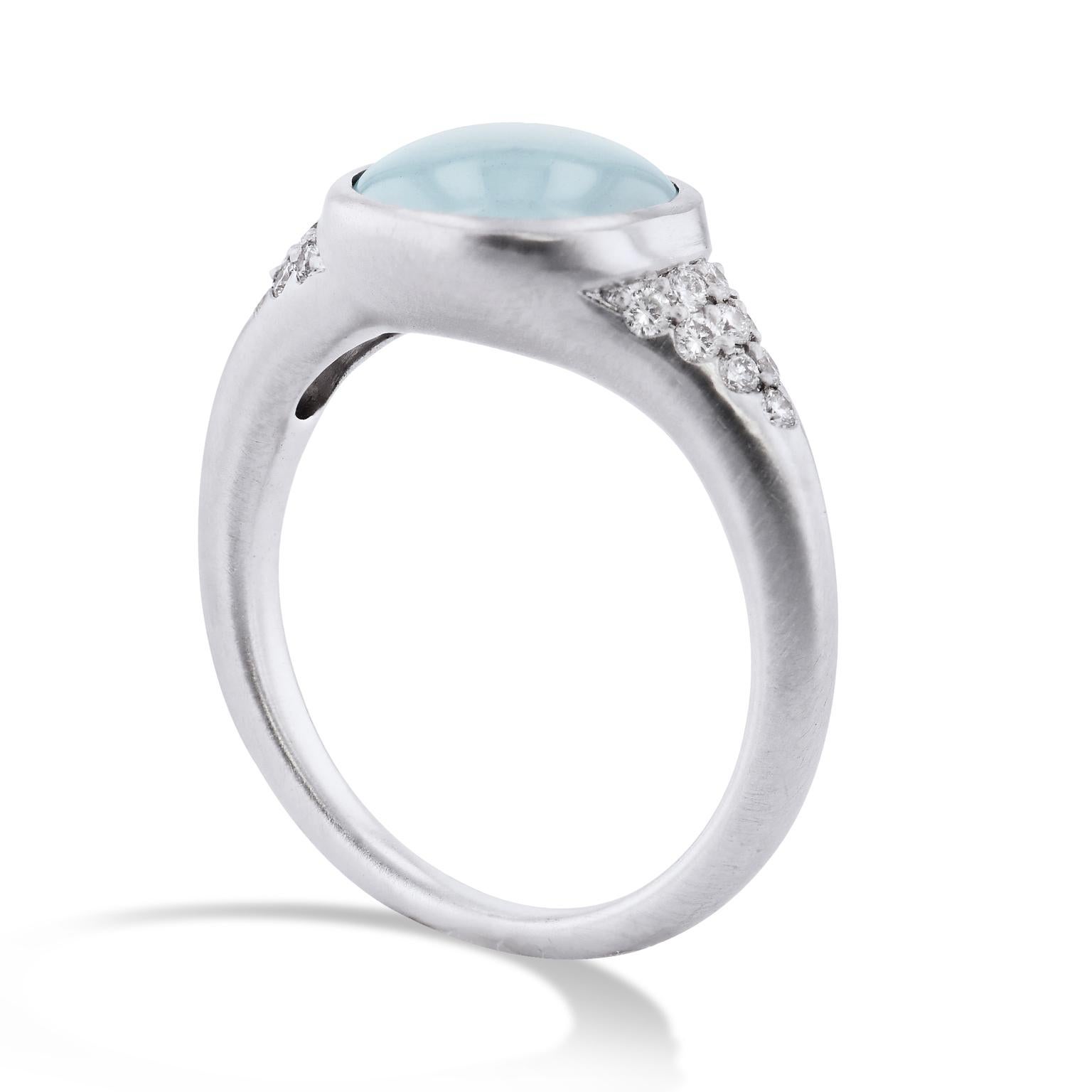 Aquamarine and Diamond White Gold Ring In New Condition In Miami, FL