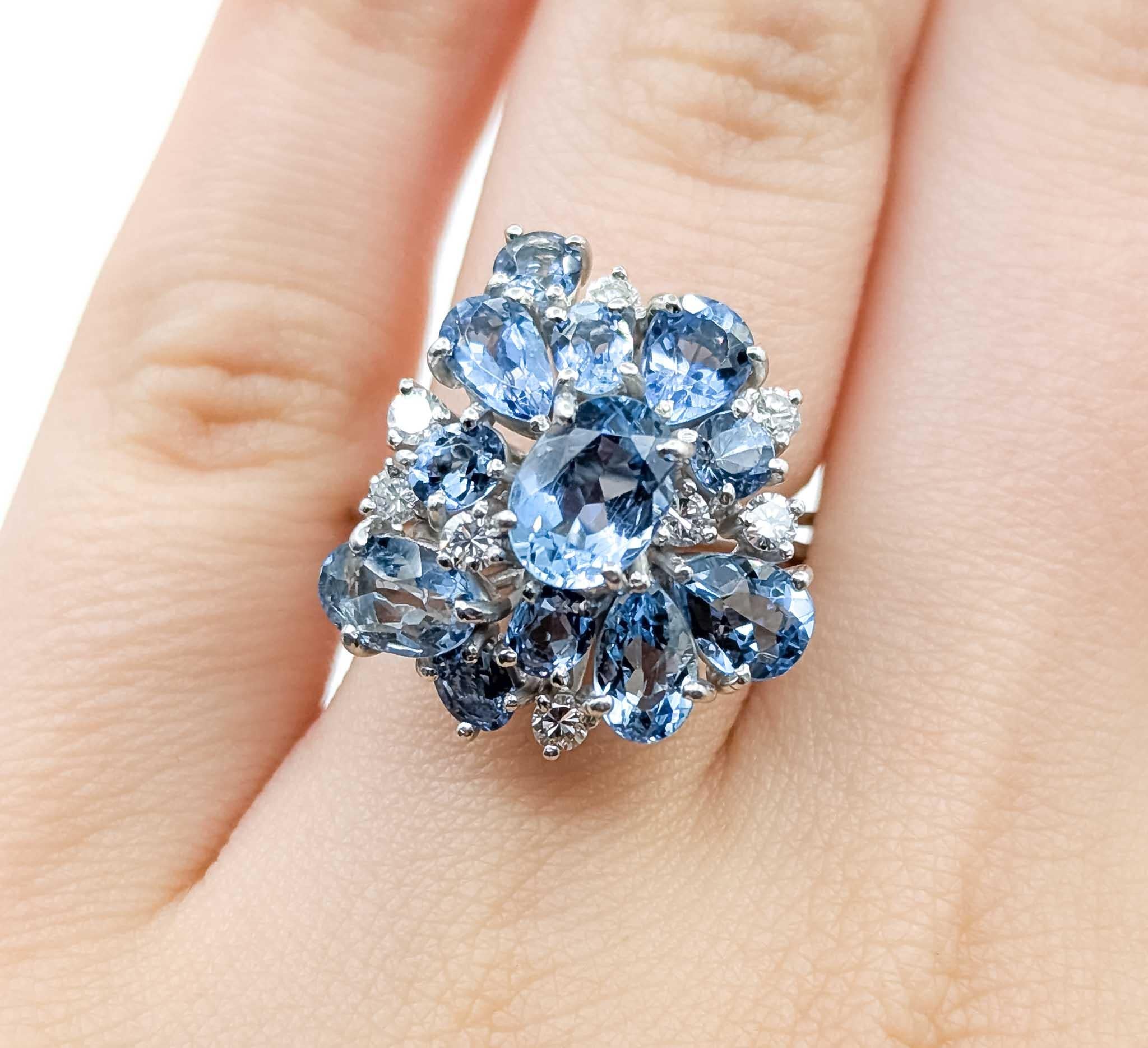 De las mujeres Anillo de oro blanco con aguamarina y diamantes en venta