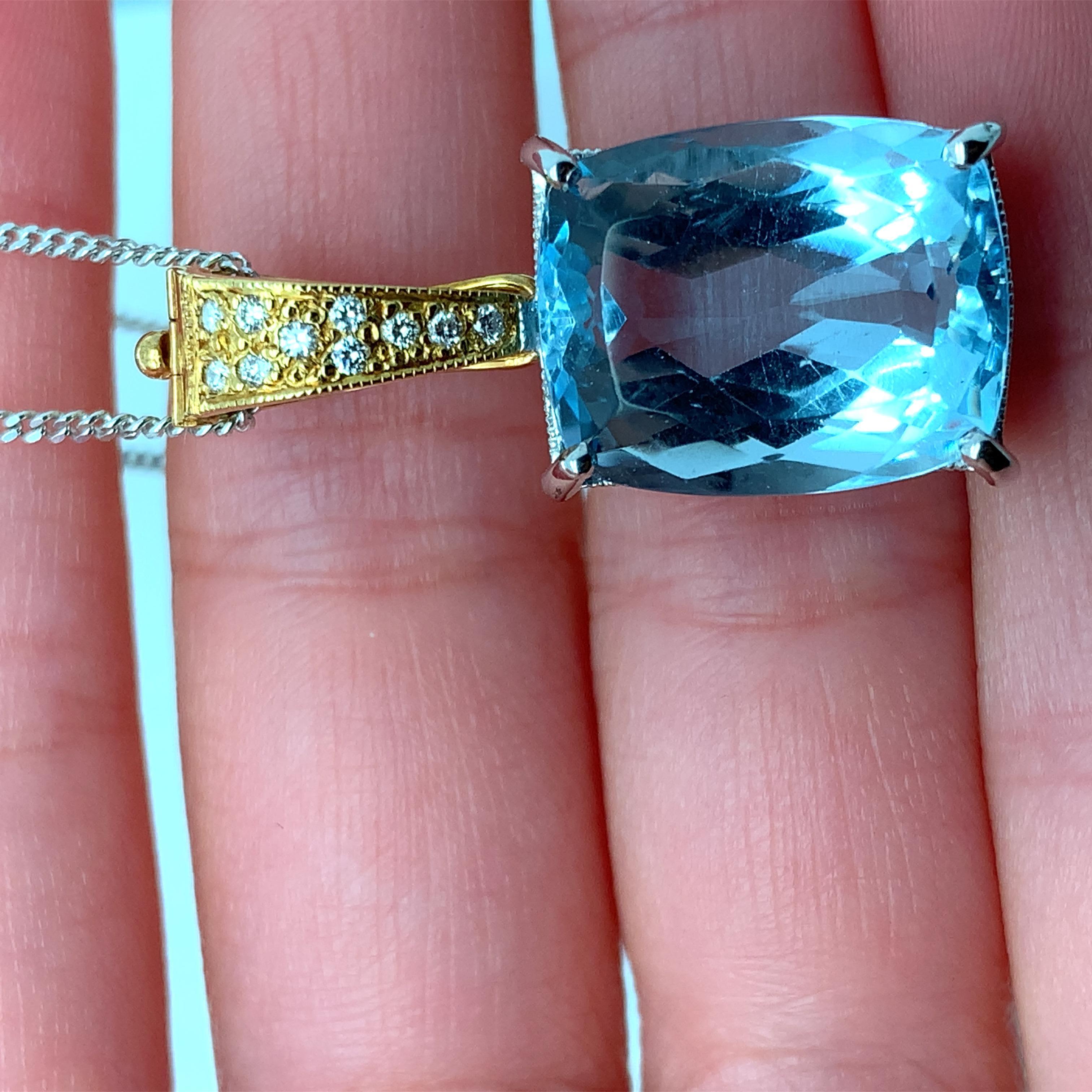 Art Deco Aquamarine and diamonds art deco drop pendant necklace 18k white and yellow gold For Sale