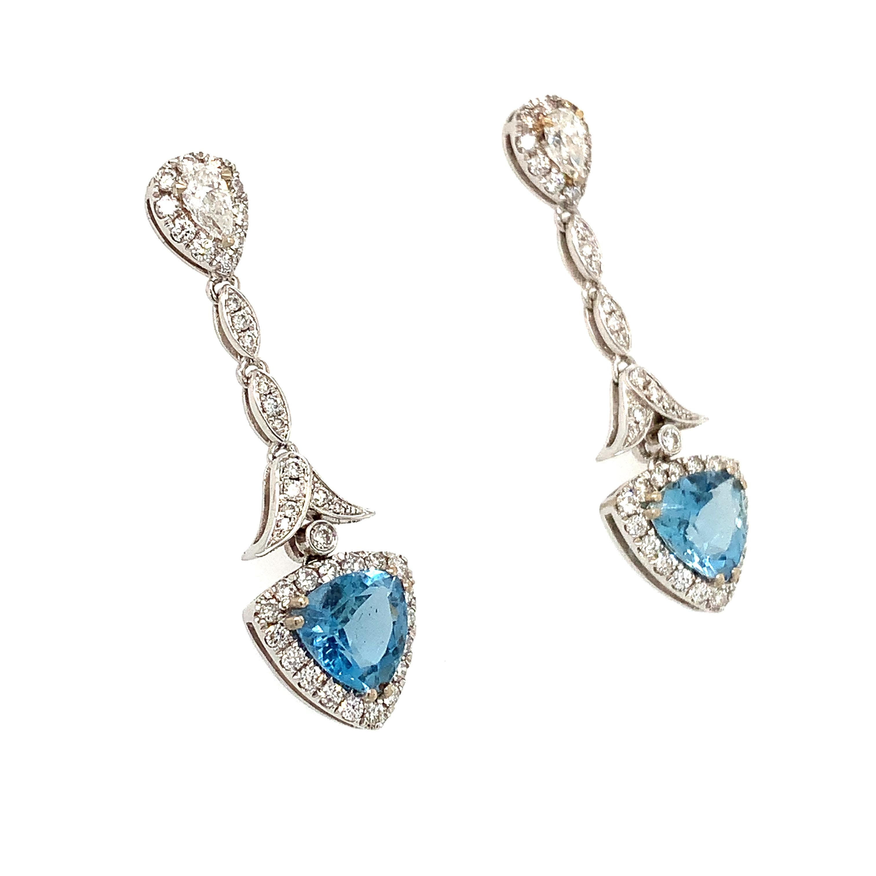Art Deco Aquamarine and diamonds drop dangle earrings 18k white gold For Sale