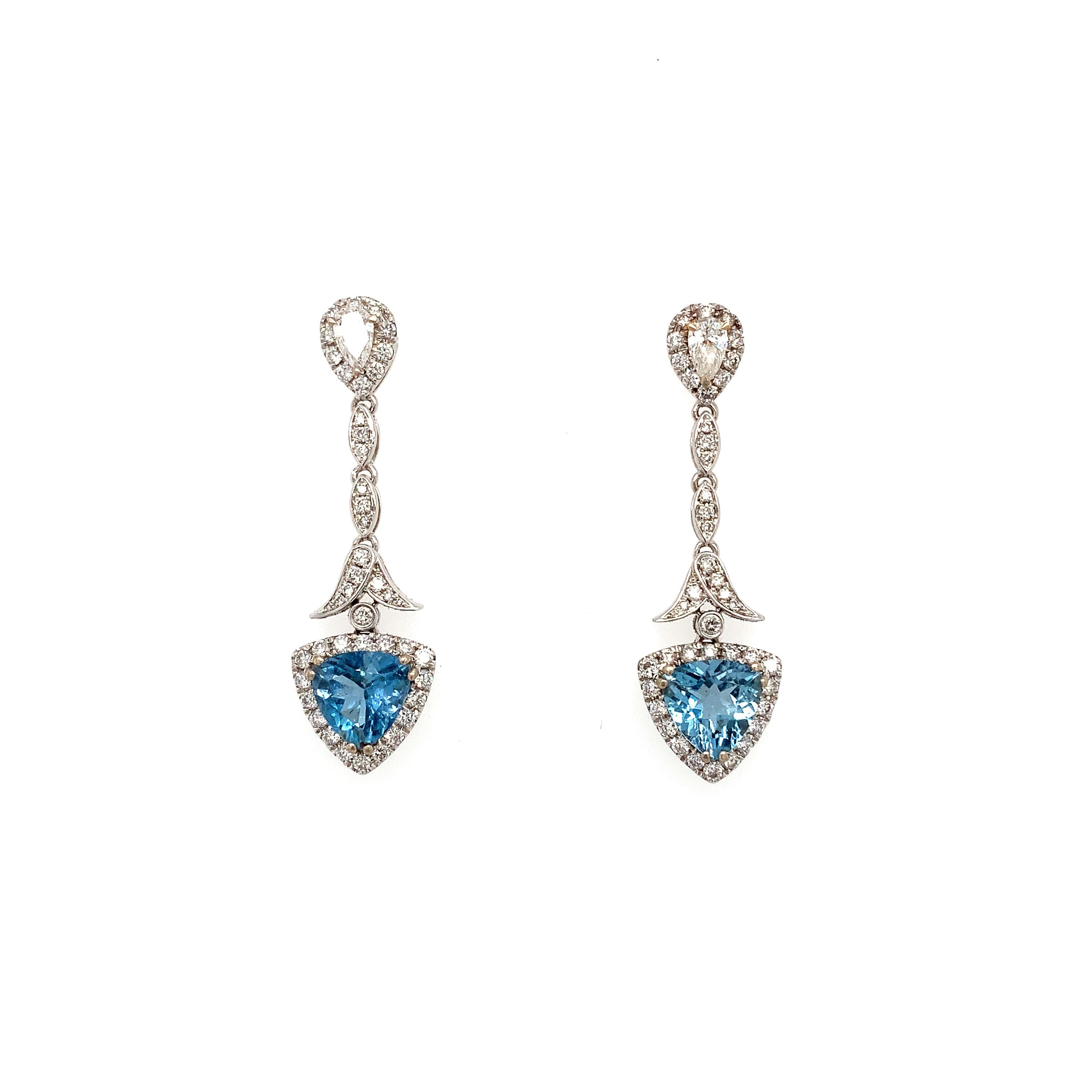 Women's Aquamarine and diamonds drop dangle earrings 18k white gold For Sale