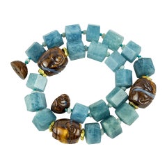 Collier de perles matricielles en aigue-marine et opale gemme