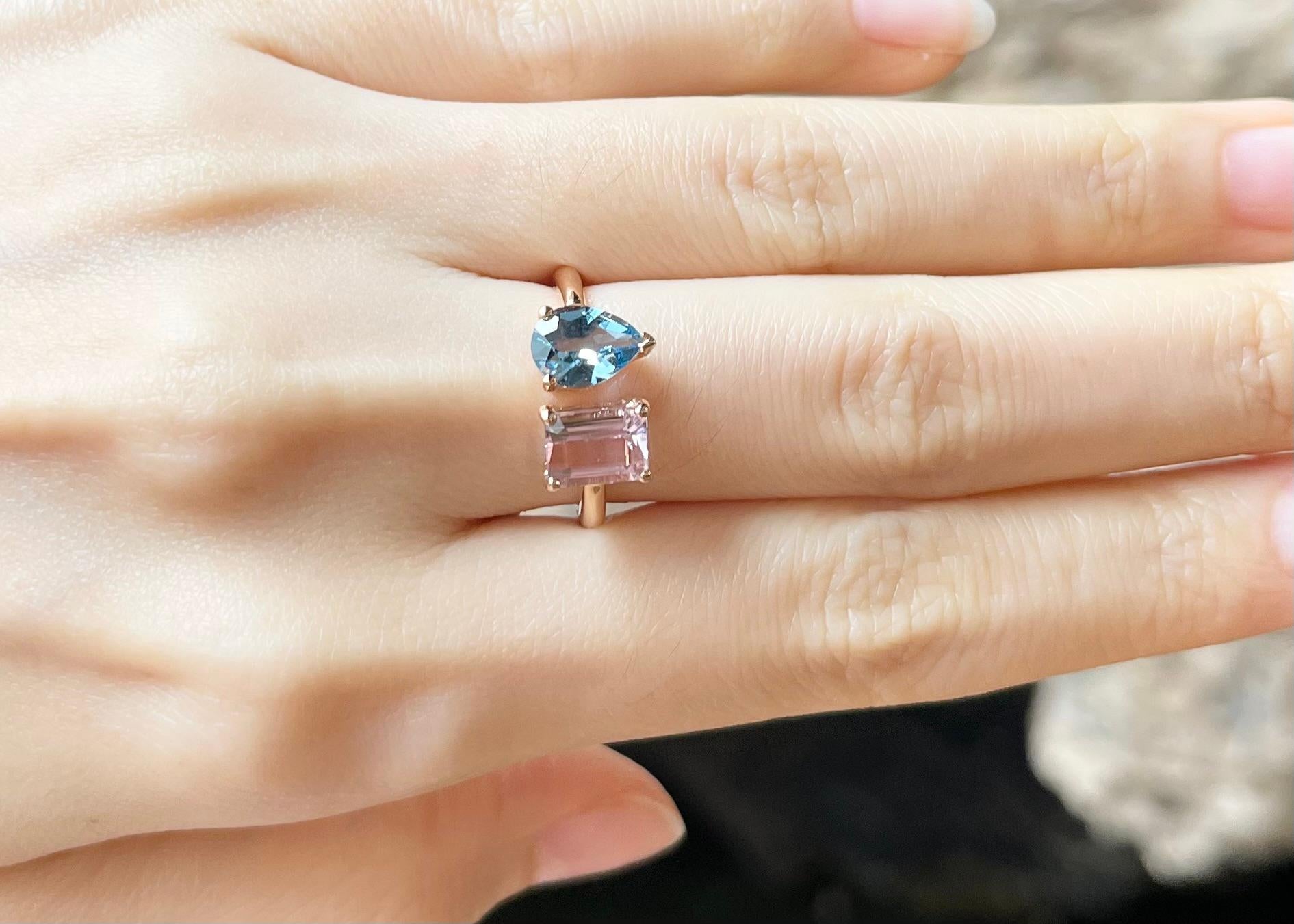 Contemporary Aquamarine and Morganite Ring set in 18K Rose Gold Settings For Sale