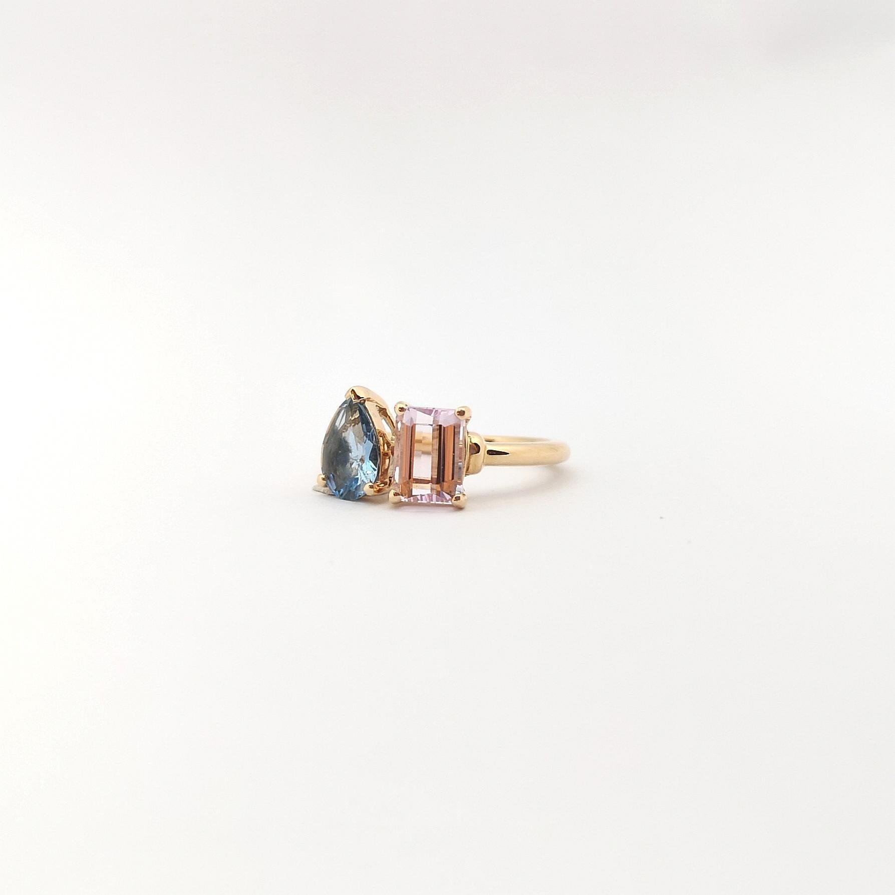 Aquamarine and Morganite Ring set in 18K Rose Gold Settings For Sale 1