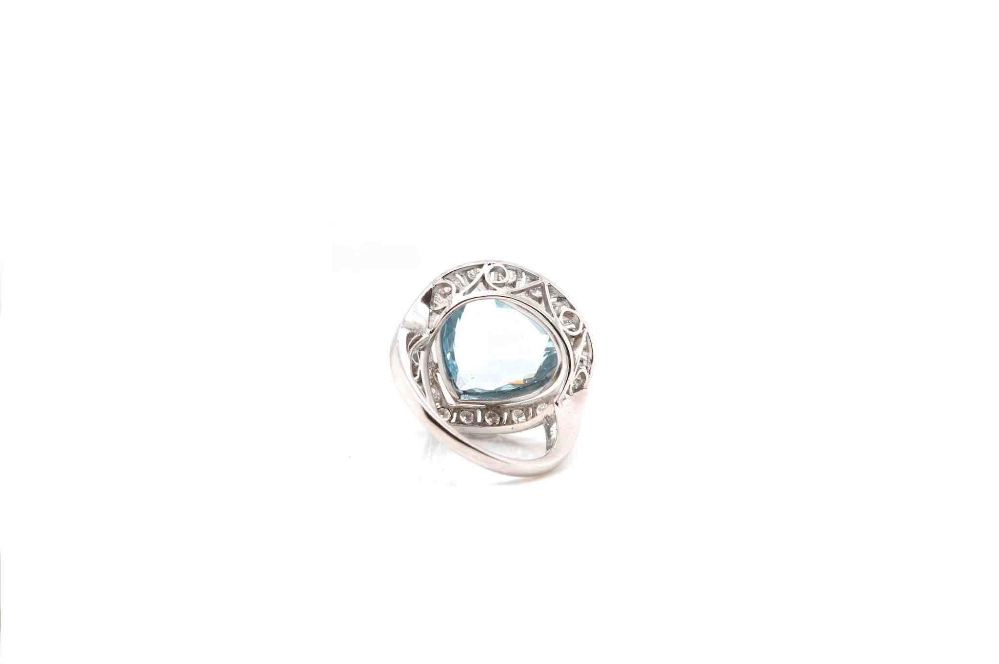 Women's or Men's  Aquamarine and old cut diamonds ring For Sale