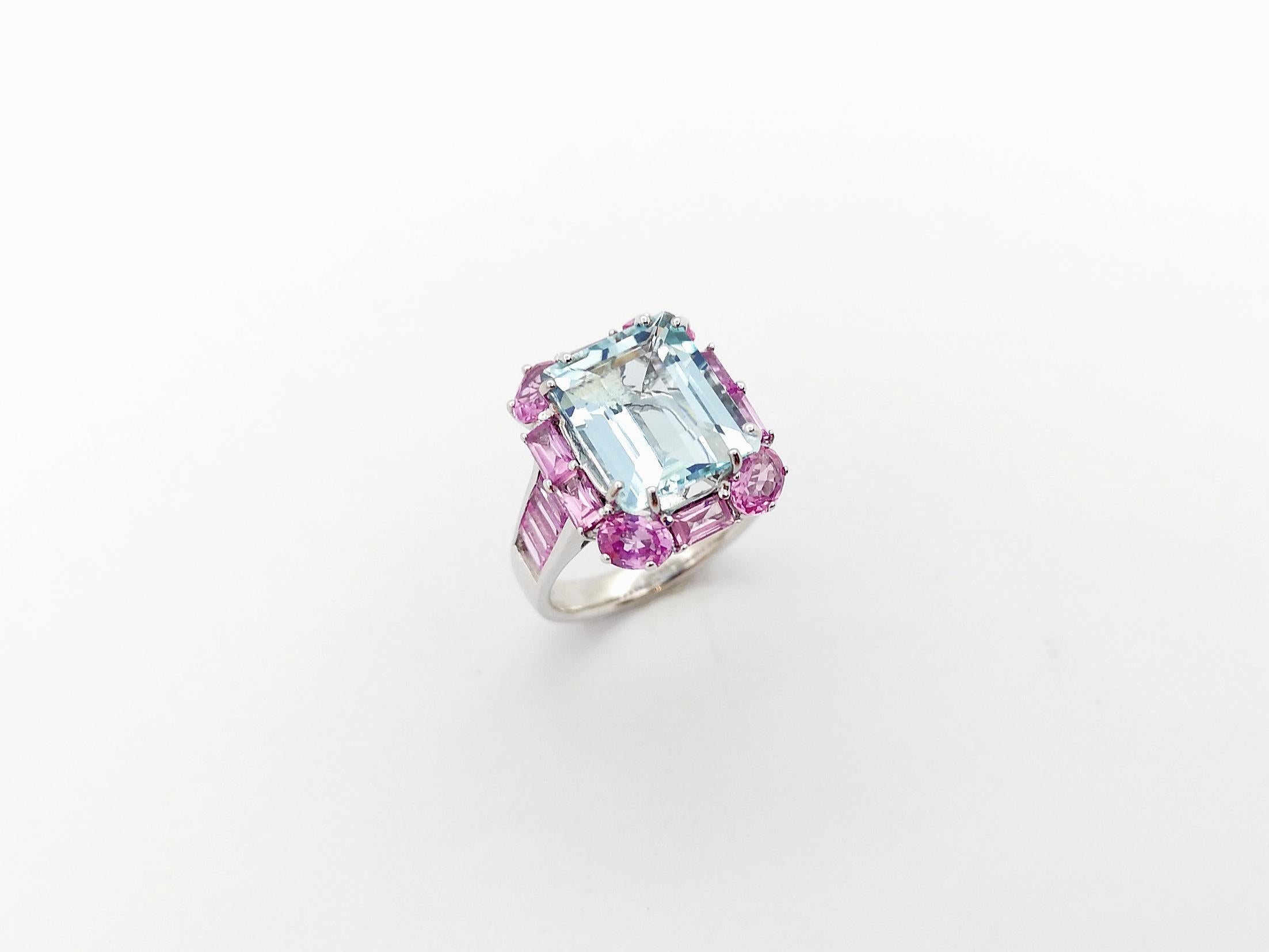 Aquamarine and Pink Sapphire Ring set in 18K White Gold Settings For Sale 7