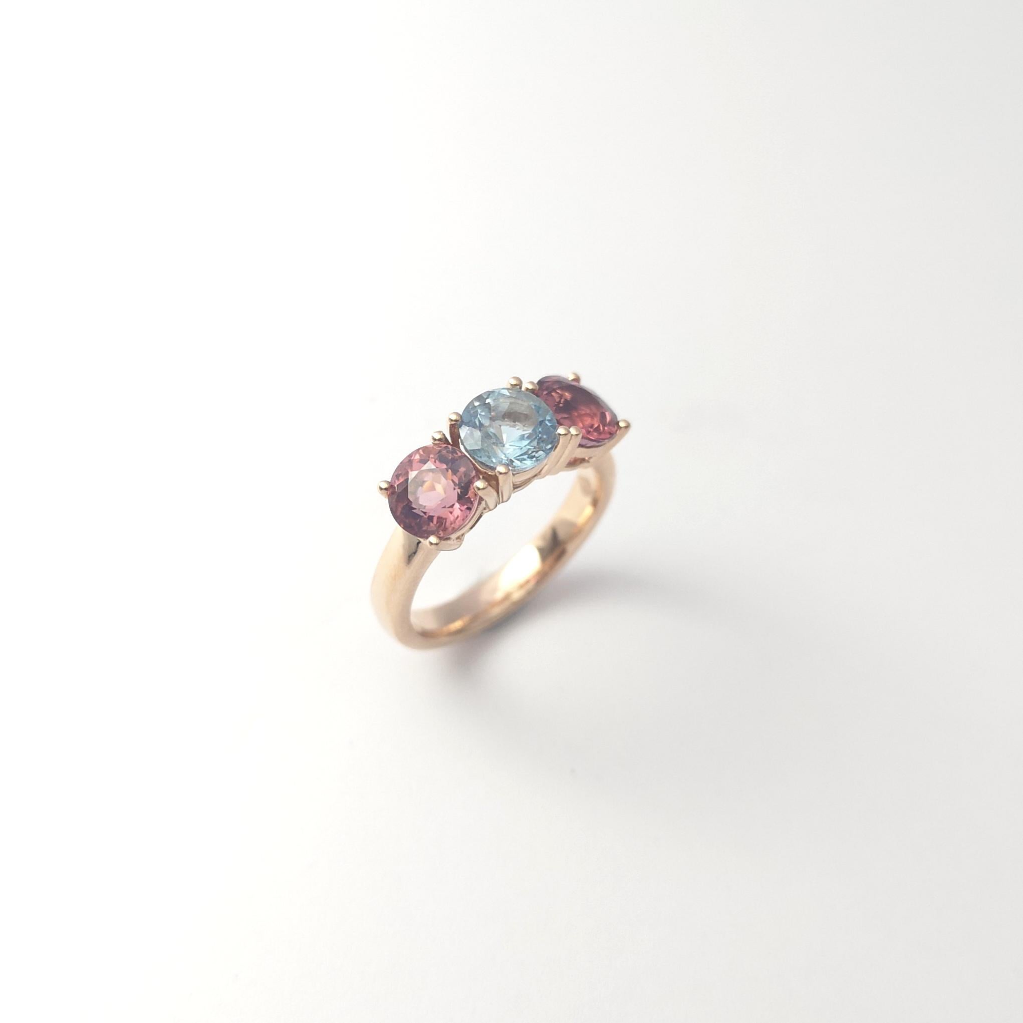 Anello con acquamarina e tormalina rosa con montatura in oro rosa 18 carati in vendita 3
