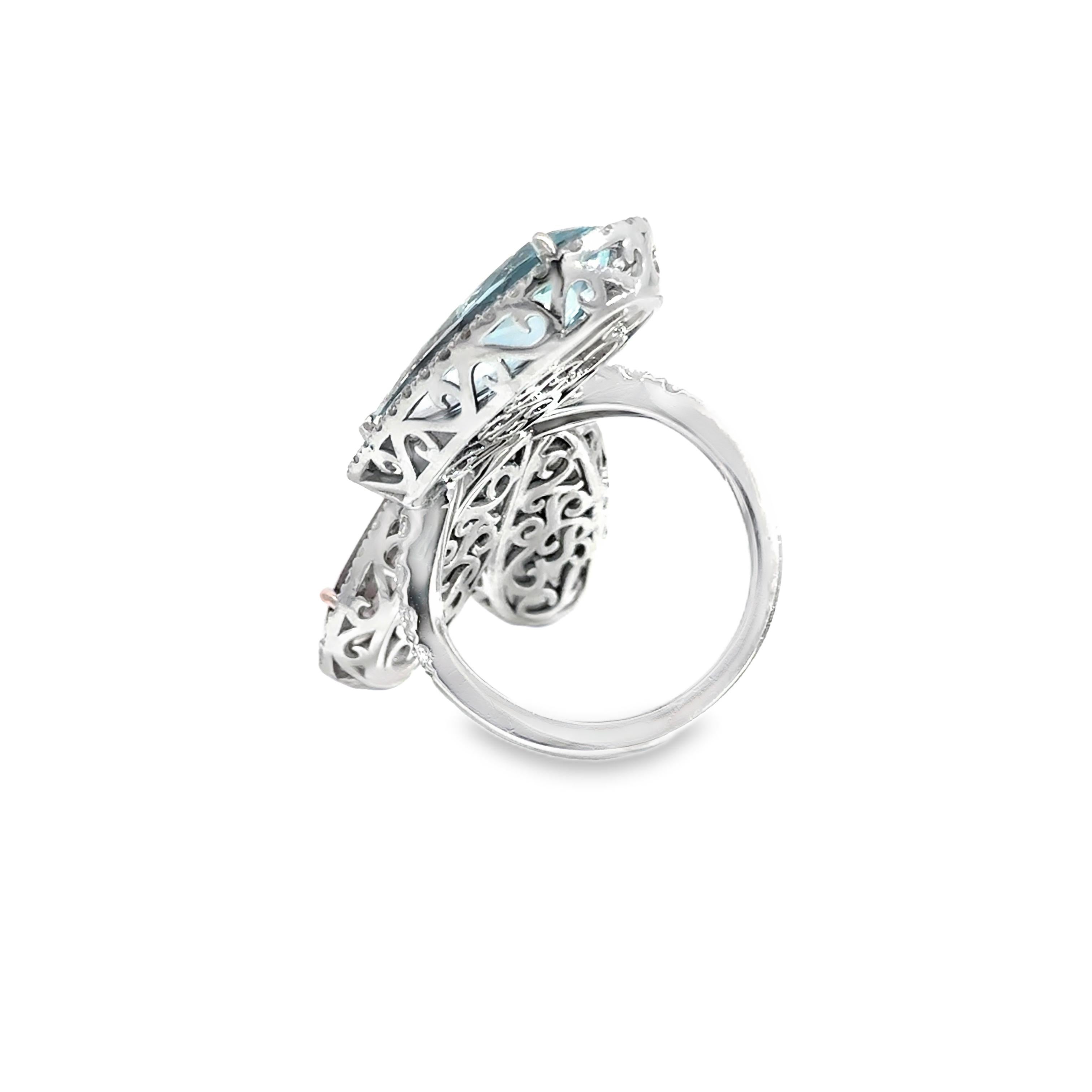 Aigue-marine et tourmaline rose Bague à trois pierres en platine en vente 3