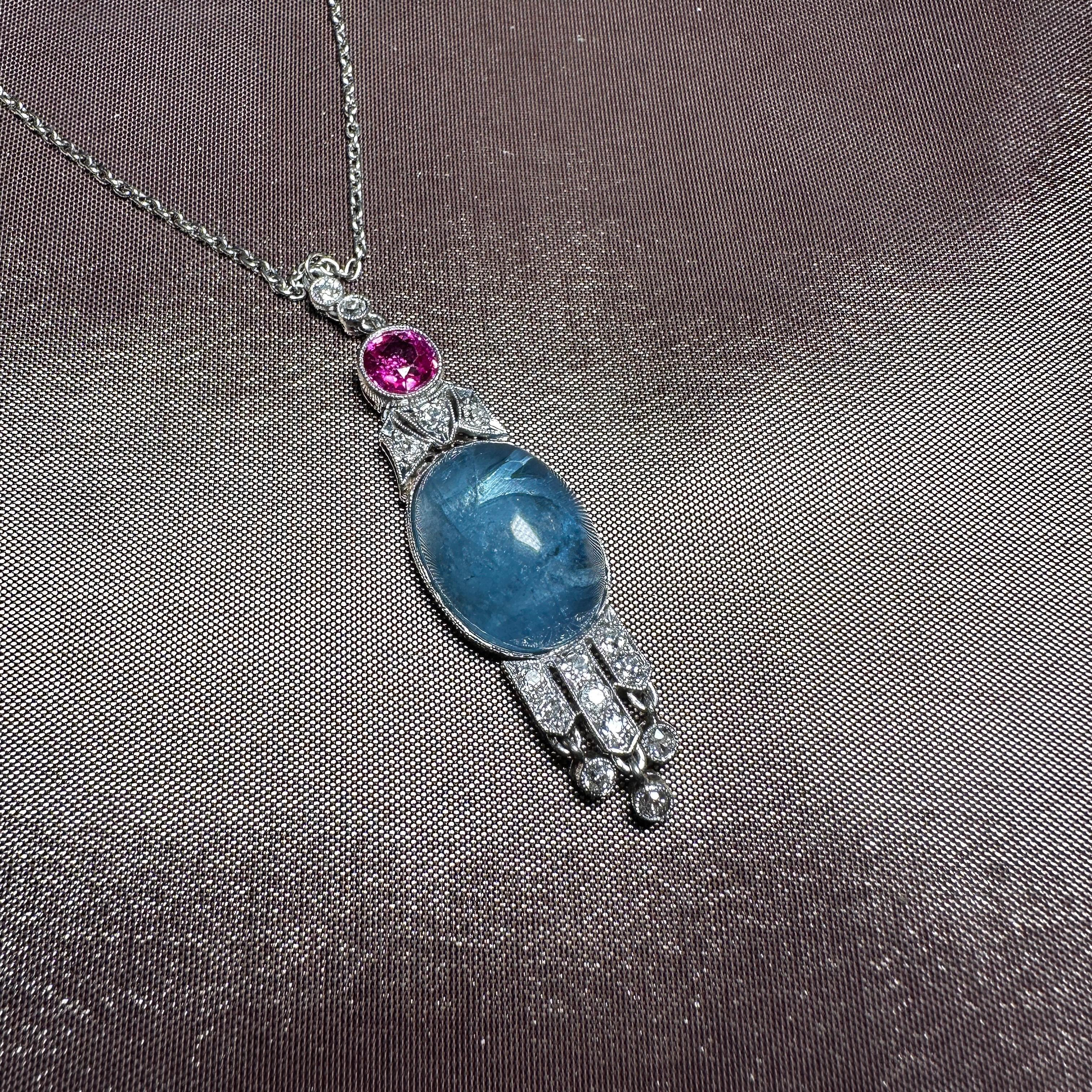 Aquamarine and ruby pendant necklace  In Excellent Condition For Sale In London, GB