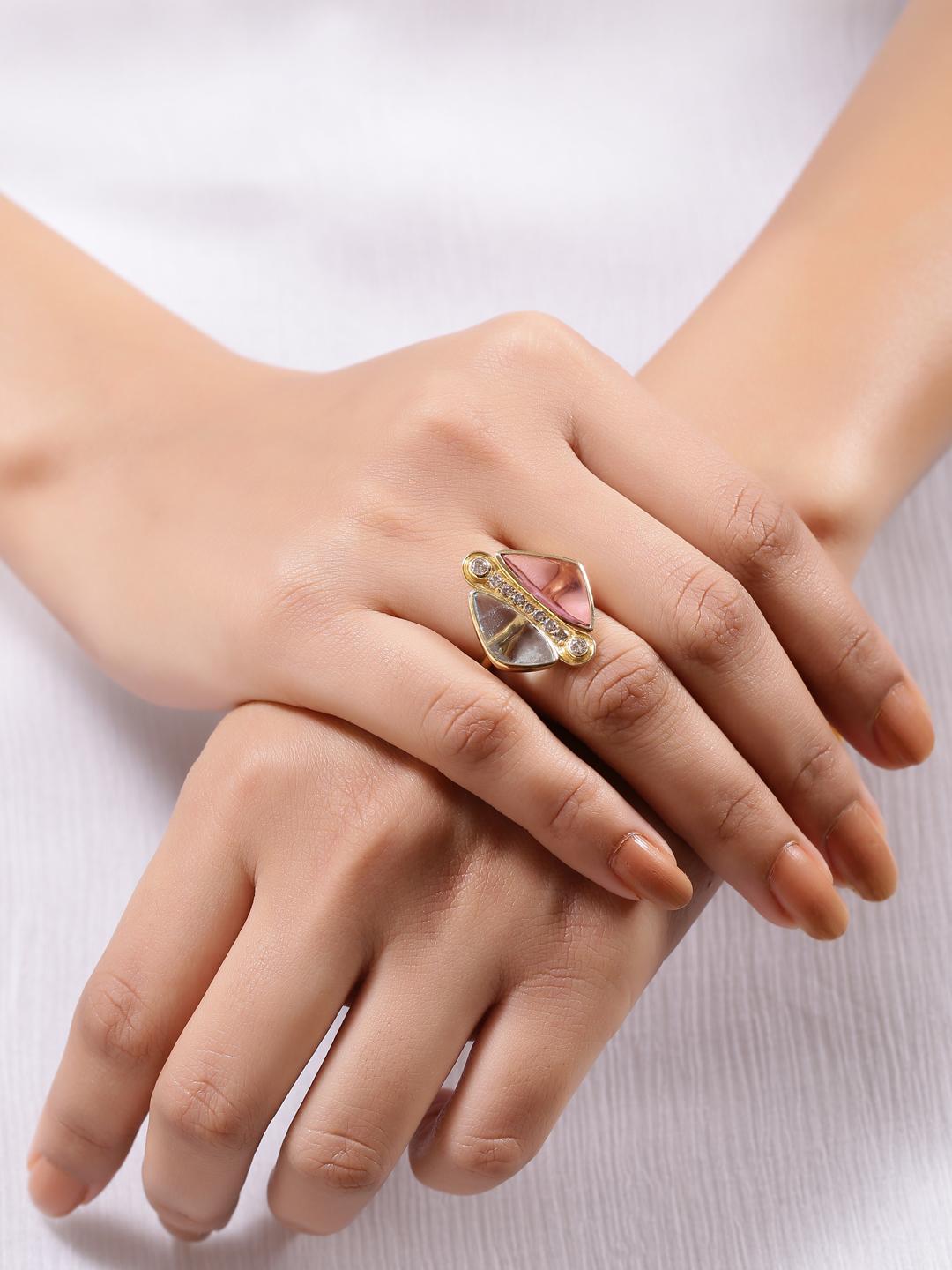 Aquamarin- und Spinell-Cabochon-Ring mit Diamanten Handgefertigt in 18k Gelbgold für Damen oder Herren im Angebot