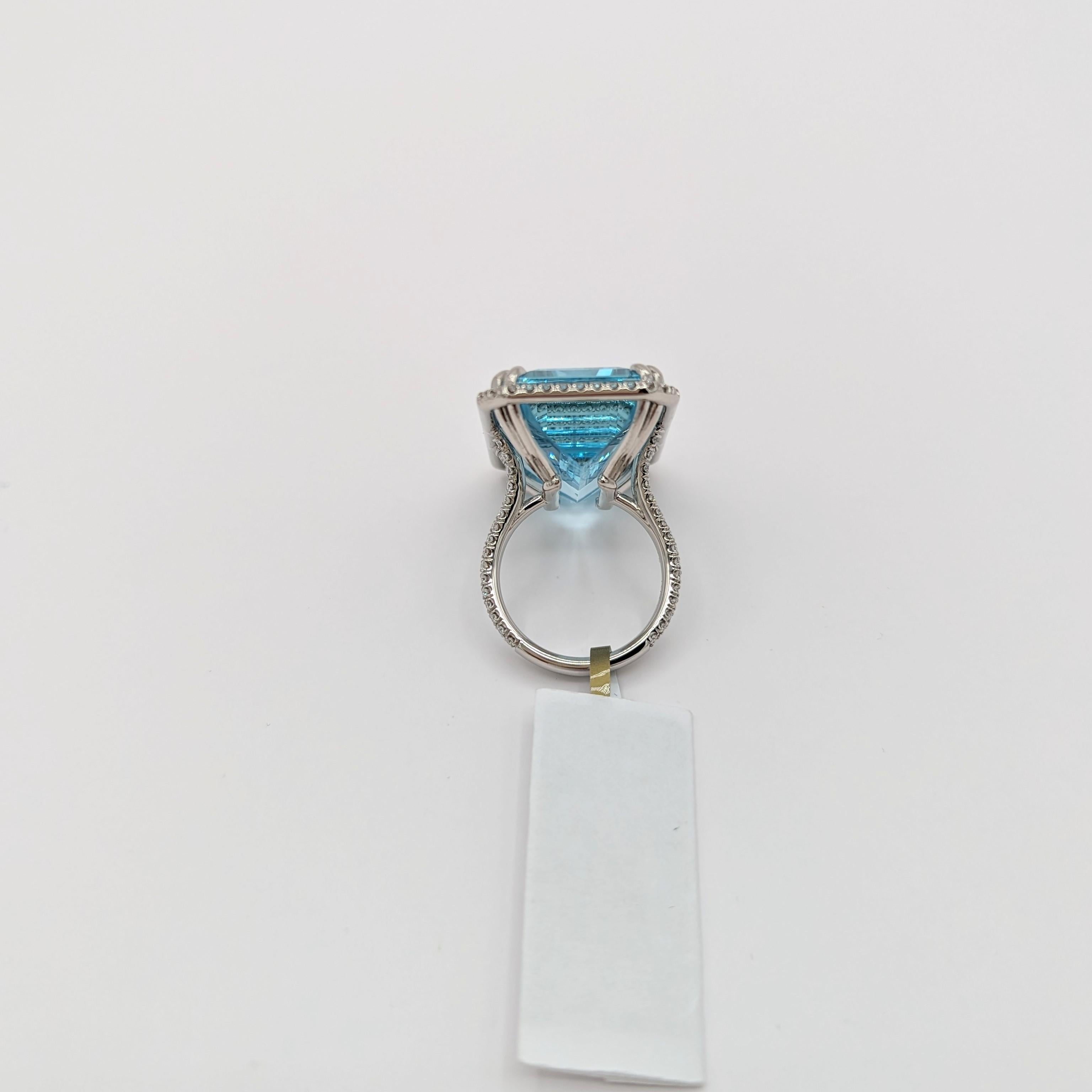 Aquamarine and White Diamond Cocktail Ring in Platinum For Sale 1