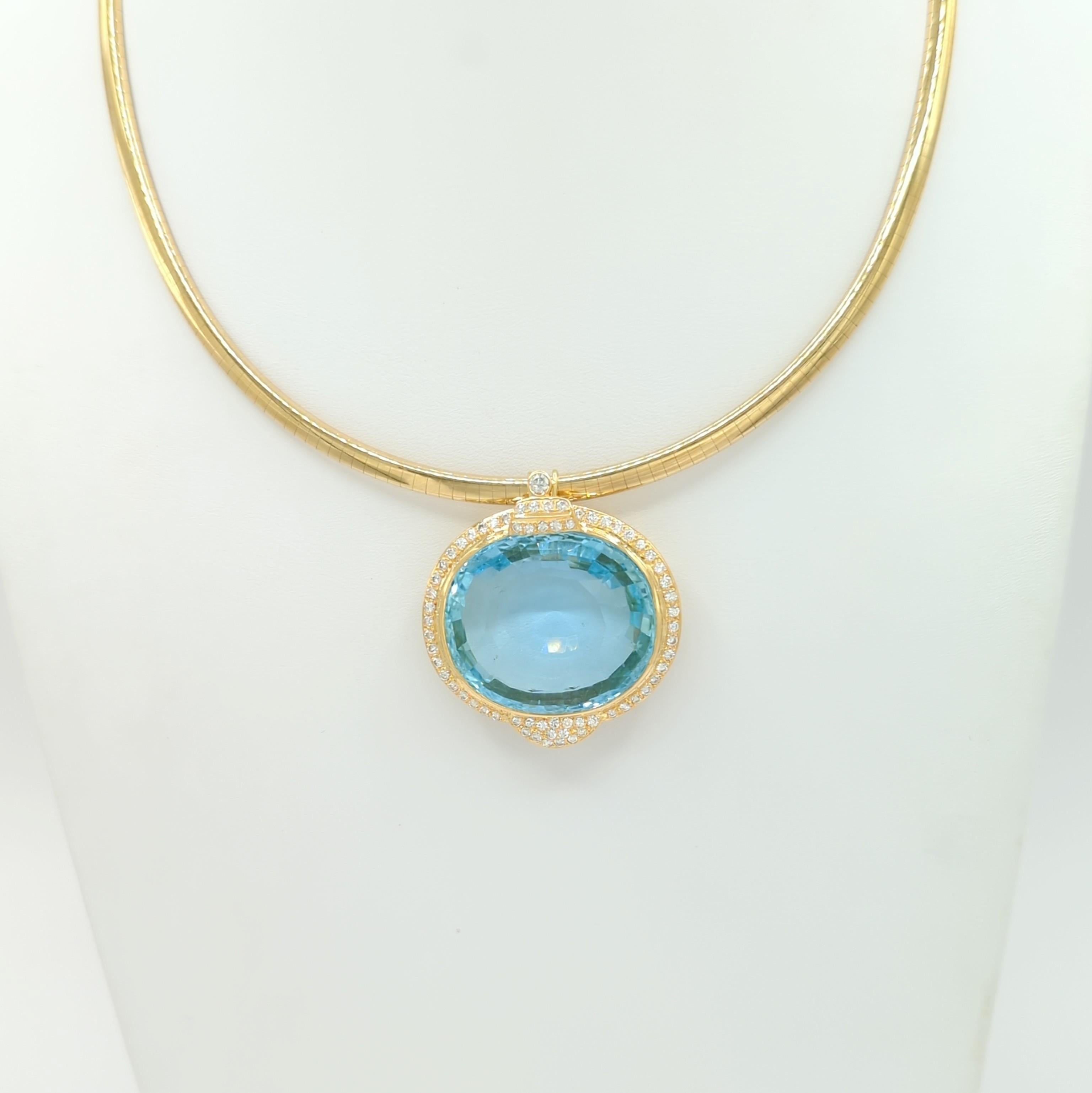 Aquamarine and White Diamond  Pendant Necklace in 14K & 18K Gold For Sale 1