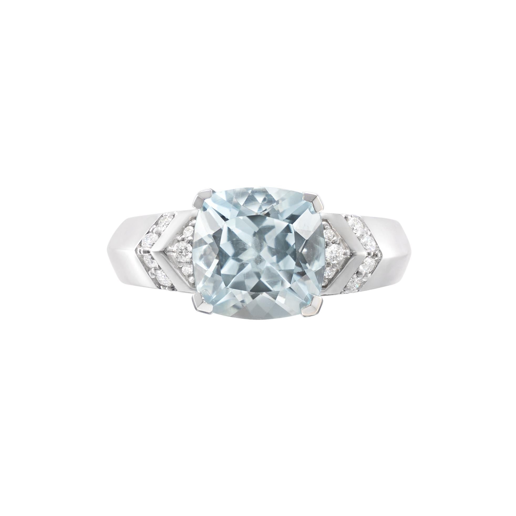 Cushion Cut Sunita Nahata Aquamarine 2.86ct. Fancy Ring in 18K White Gold with Diamond. For Sale