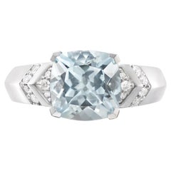 Aquamarine and White Diamond Ring in 18 Karat White Gold
