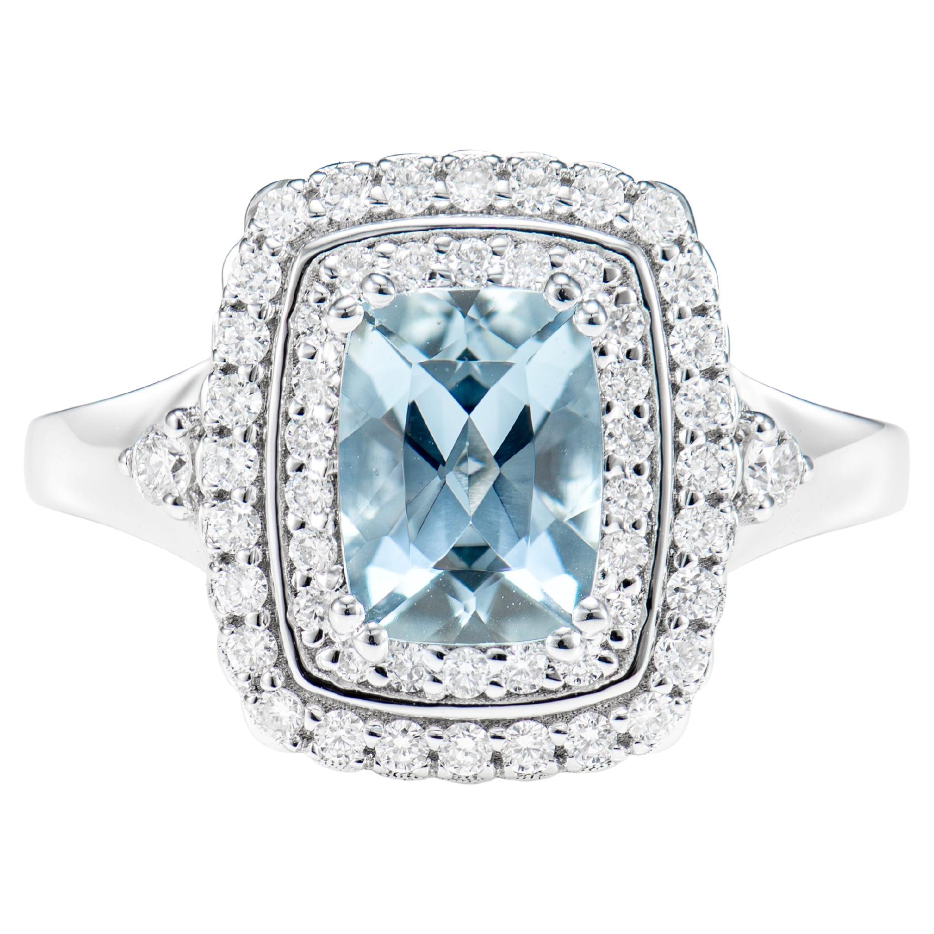 Aquamarine and White Diamond Ring in 18 Karat White Gold For Sale