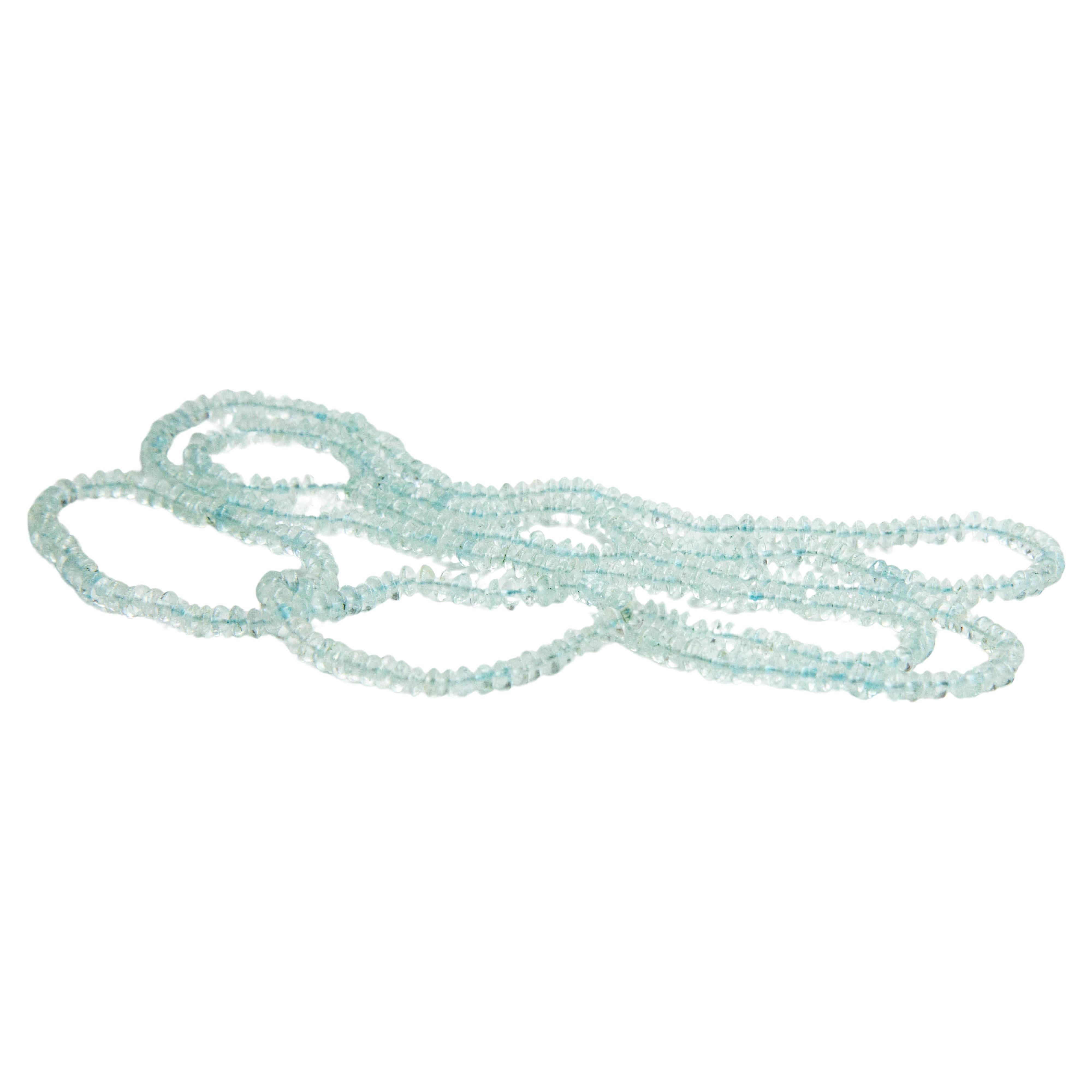 Collier de perles d'aigue-marine sans serrure en vente