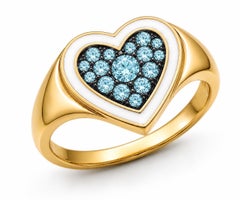 Aquamarin-Geburtsstein-Herzring mit weißem Emaille, 14-karätiges Gold von Meghna Jewels