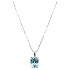 Aquamarine blue gemstone pendant necklace 18k white gold