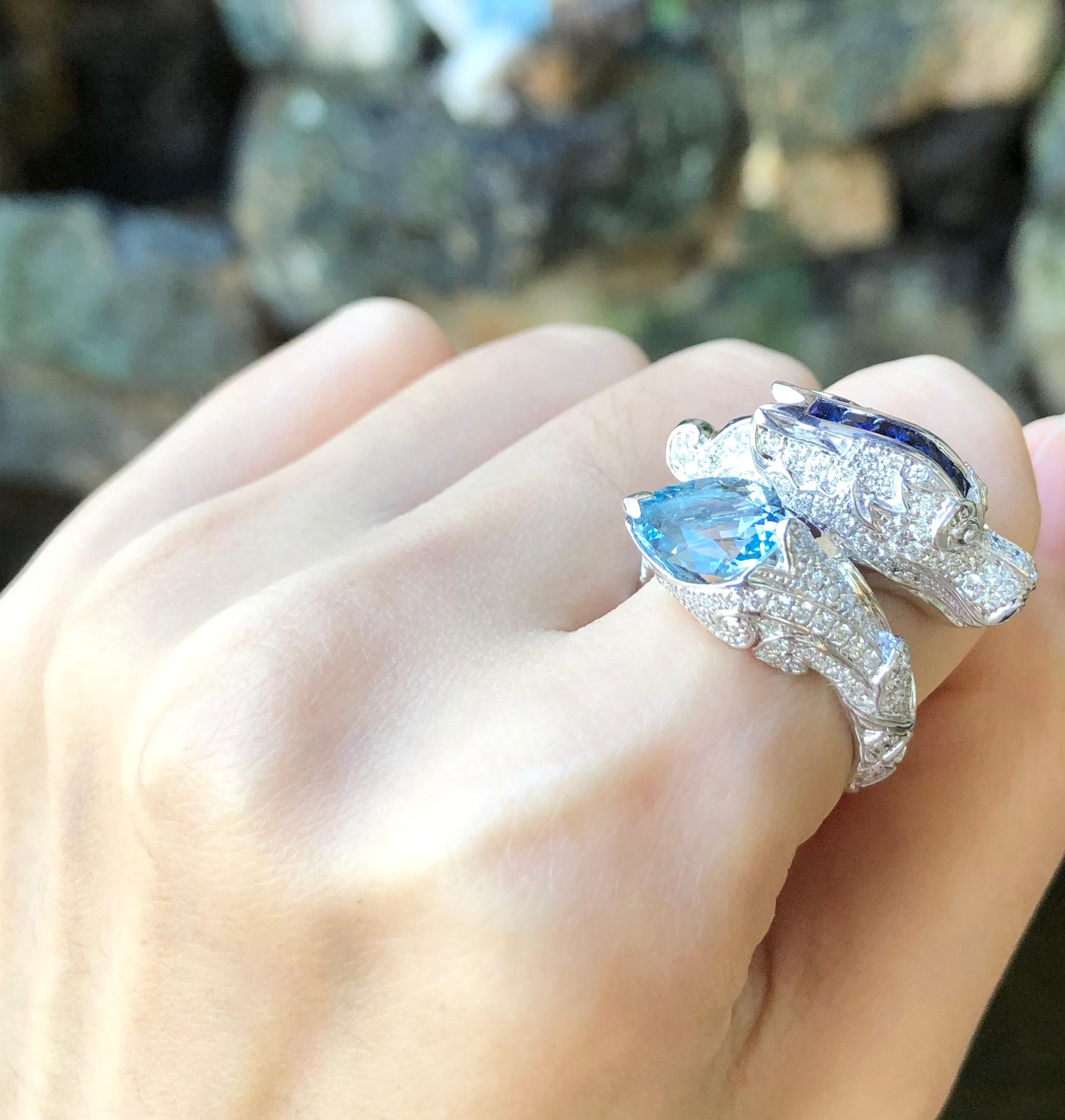 Art Deco Aquamarine, Blue Sapphire and Diamond Dragon Ring in 18 Karat White Gold For Sale