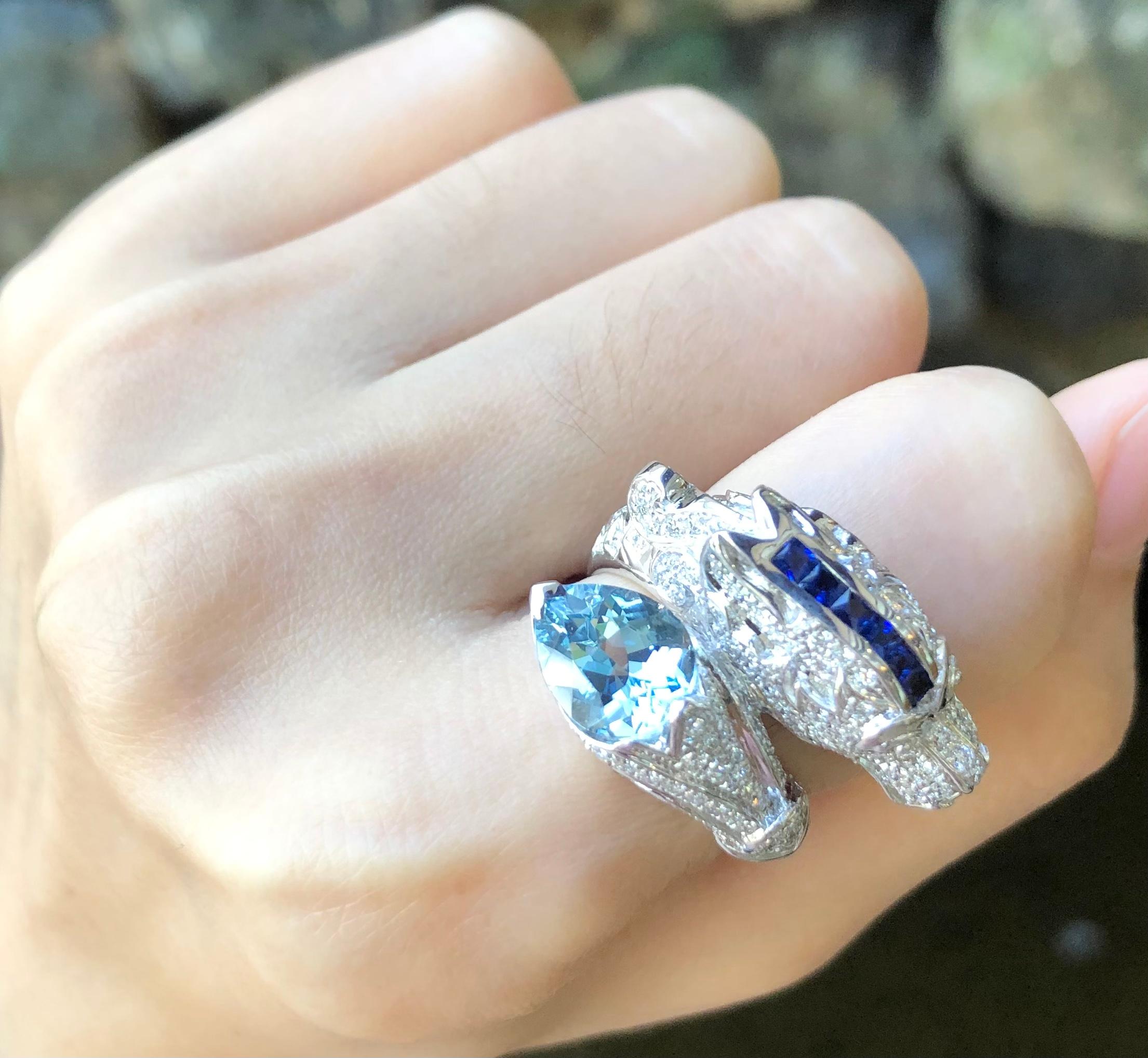 Women's or Men's Aquamarine, Blue Sapphire and Diamond Dragon Ring in 18 Karat White Gold For Sale