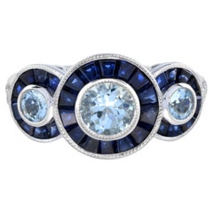 Aquamarin & Blauer Saphir und Diamant Halo Art Deco Stil Drei Stein Gold Ring