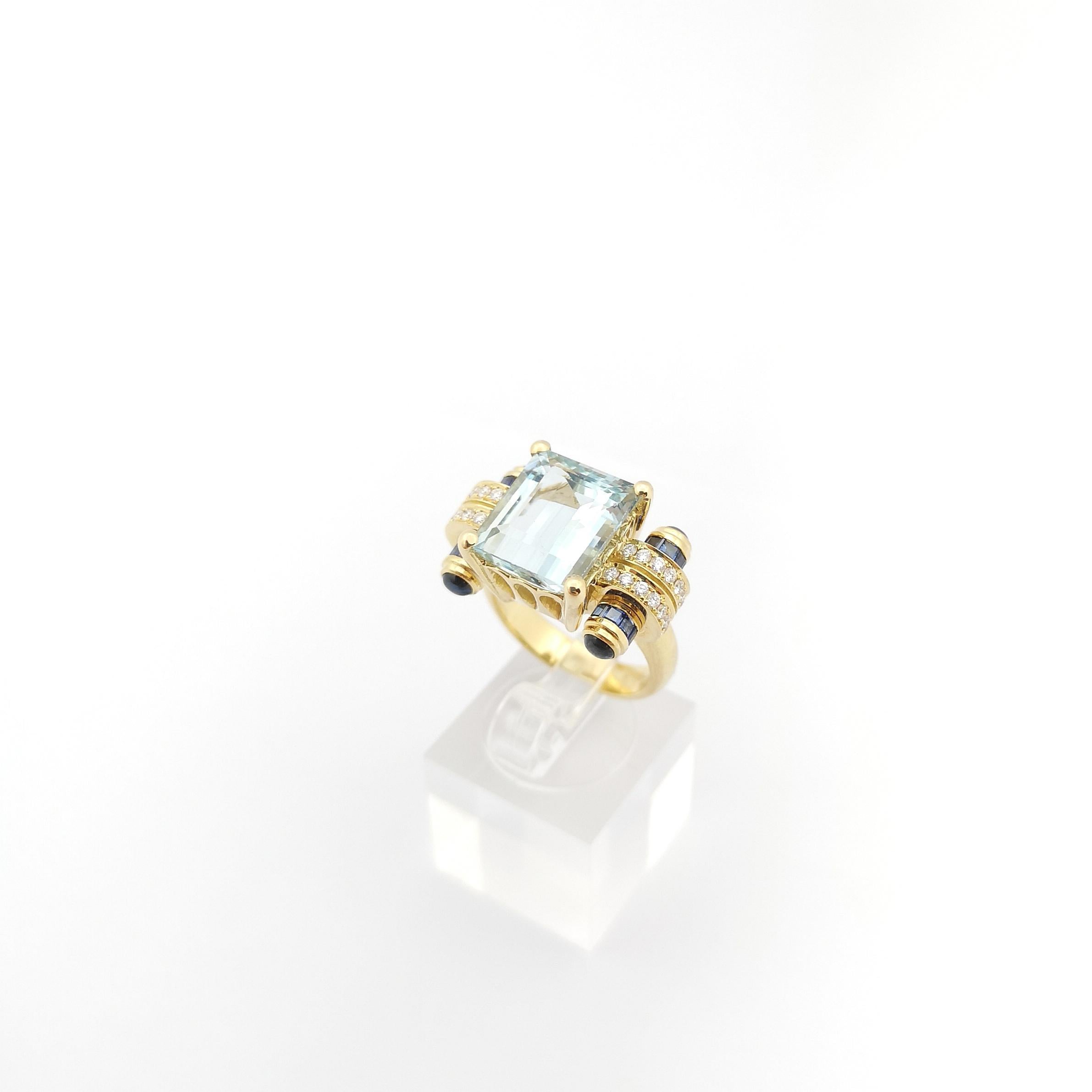 Aquamarine, Blue Sapphire and Diamond Ring set in 18K Gold Settings For Sale 7