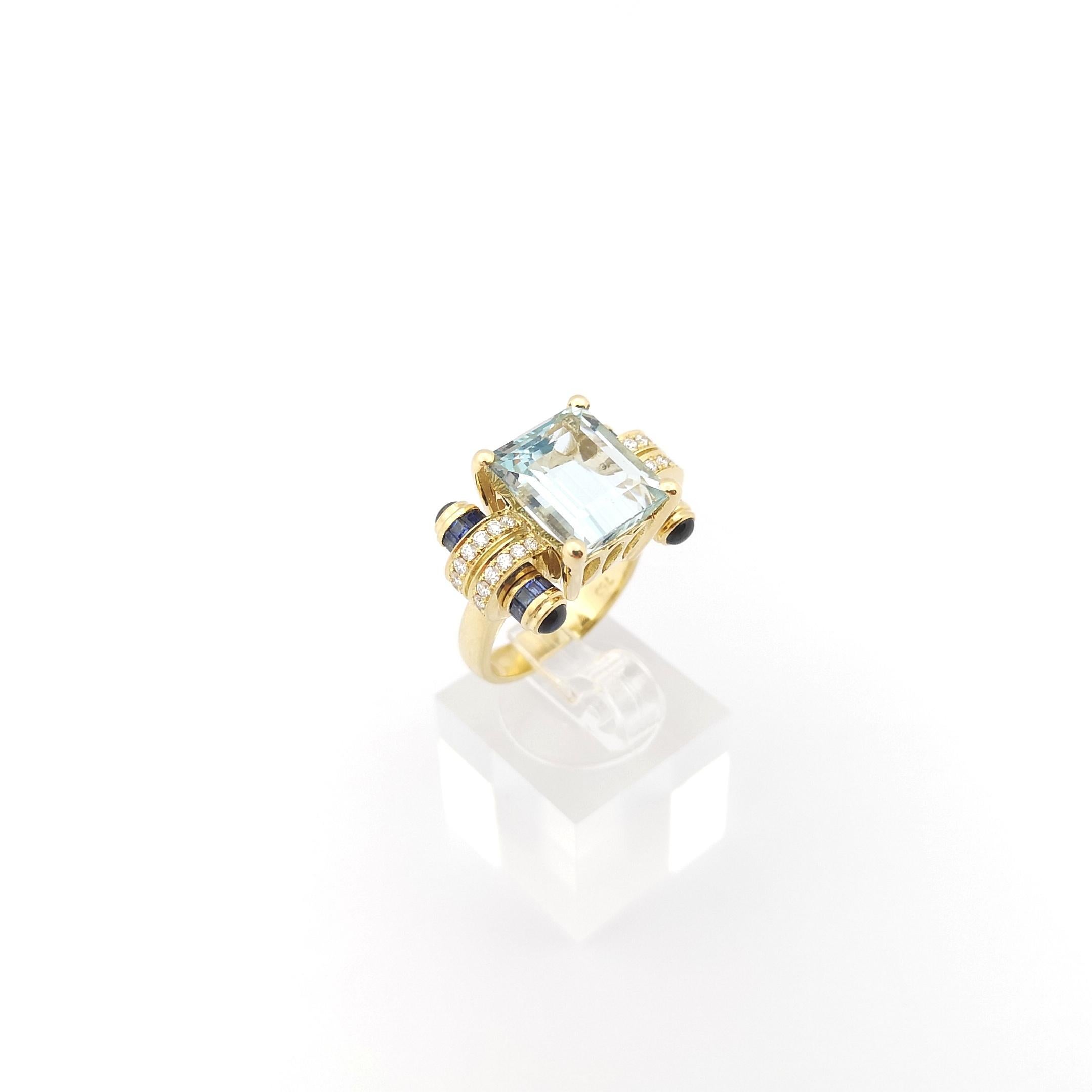 Aquamarine, Blue Sapphire and Diamond Ring set in 18K Gold Settings For Sale 9