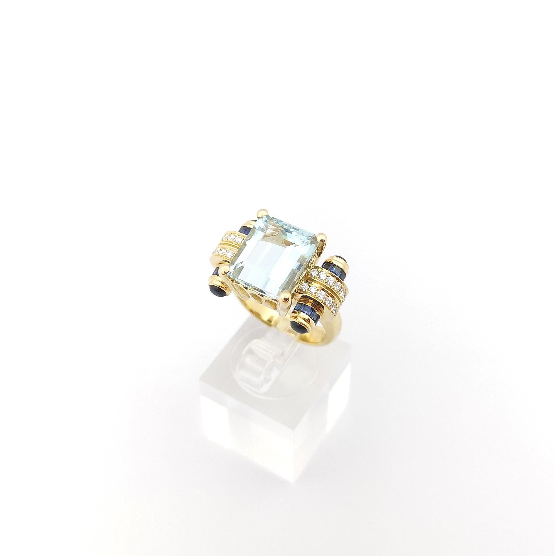 Aquamarine, Blue Sapphire and Diamond Ring set in 18K Gold Settings For Sale 11