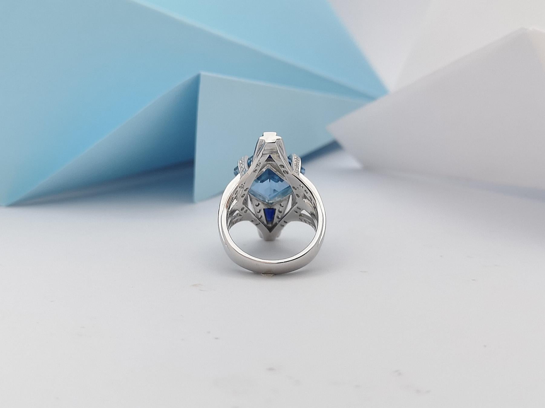 Aquamarine, Blue Sapphire with Diamond Ring Set in 18 Karat White Gold Settings For Sale 6