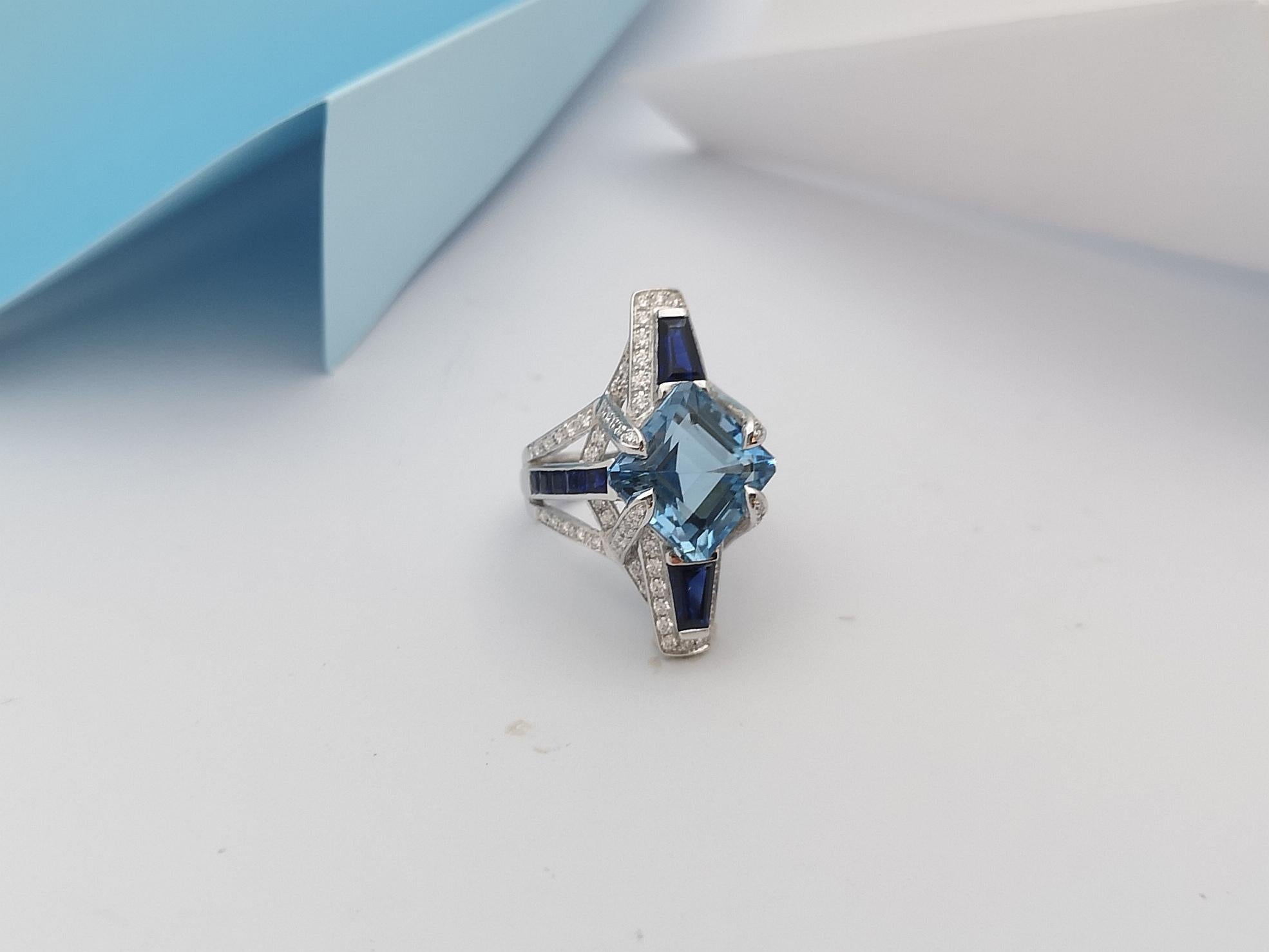 Aquamarine, Blue Sapphire with Diamond Ring Set in 18 Karat White Gold Settings For Sale 9