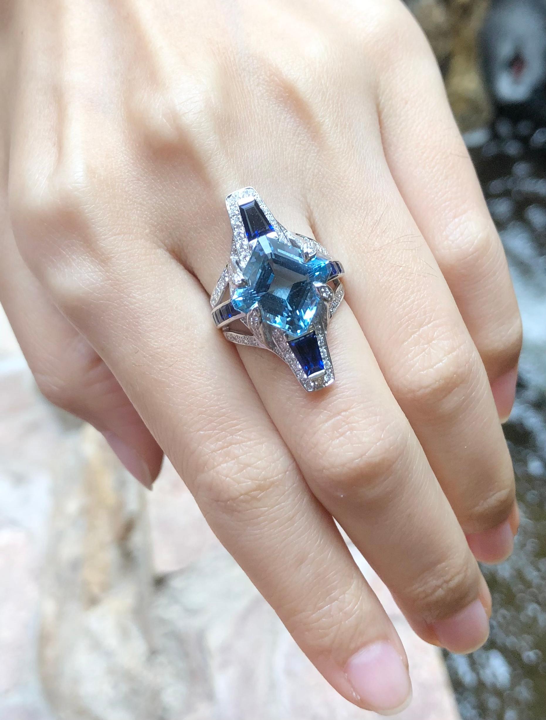 Mixed Cut Aquamarine, Blue Sapphire with Diamond Ring Set in 18 Karat White Gold Settings For Sale