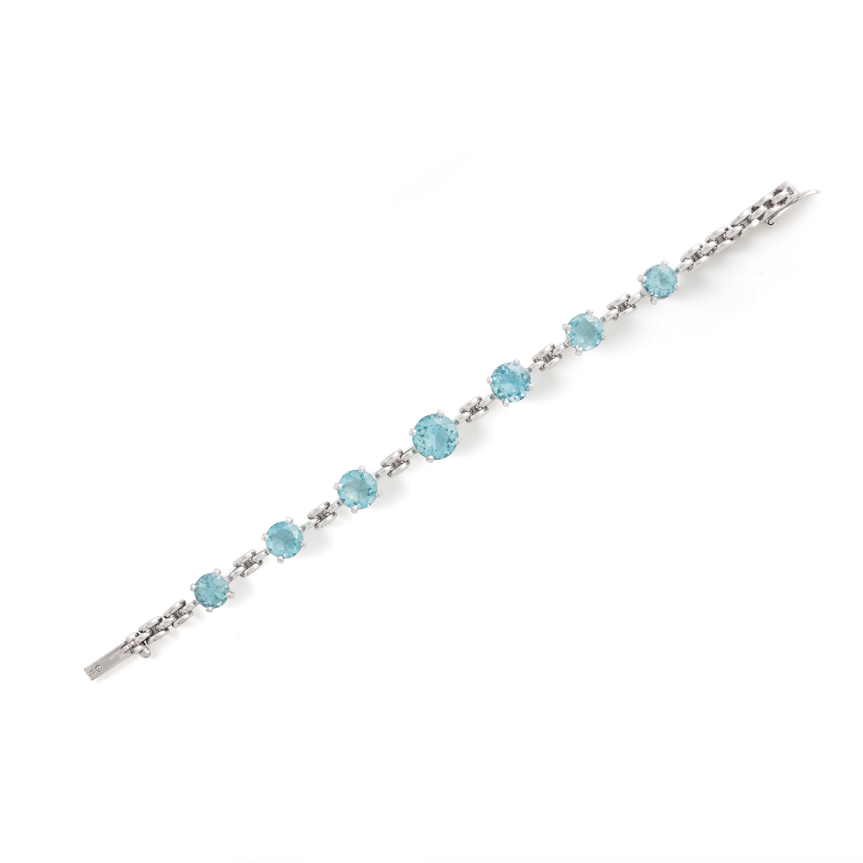 Round Cut Aquamarine Bracelet For Sale