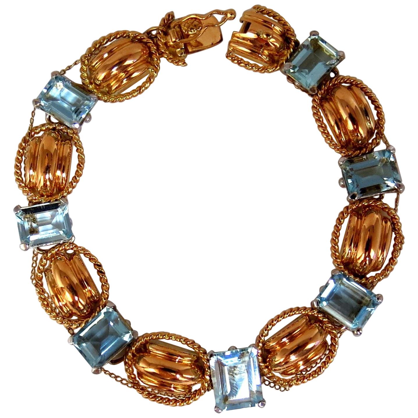 Aquamarine Bracelet Vintage 16.40 Carat Seven Emerald Cuts 18 Karat Chain Link