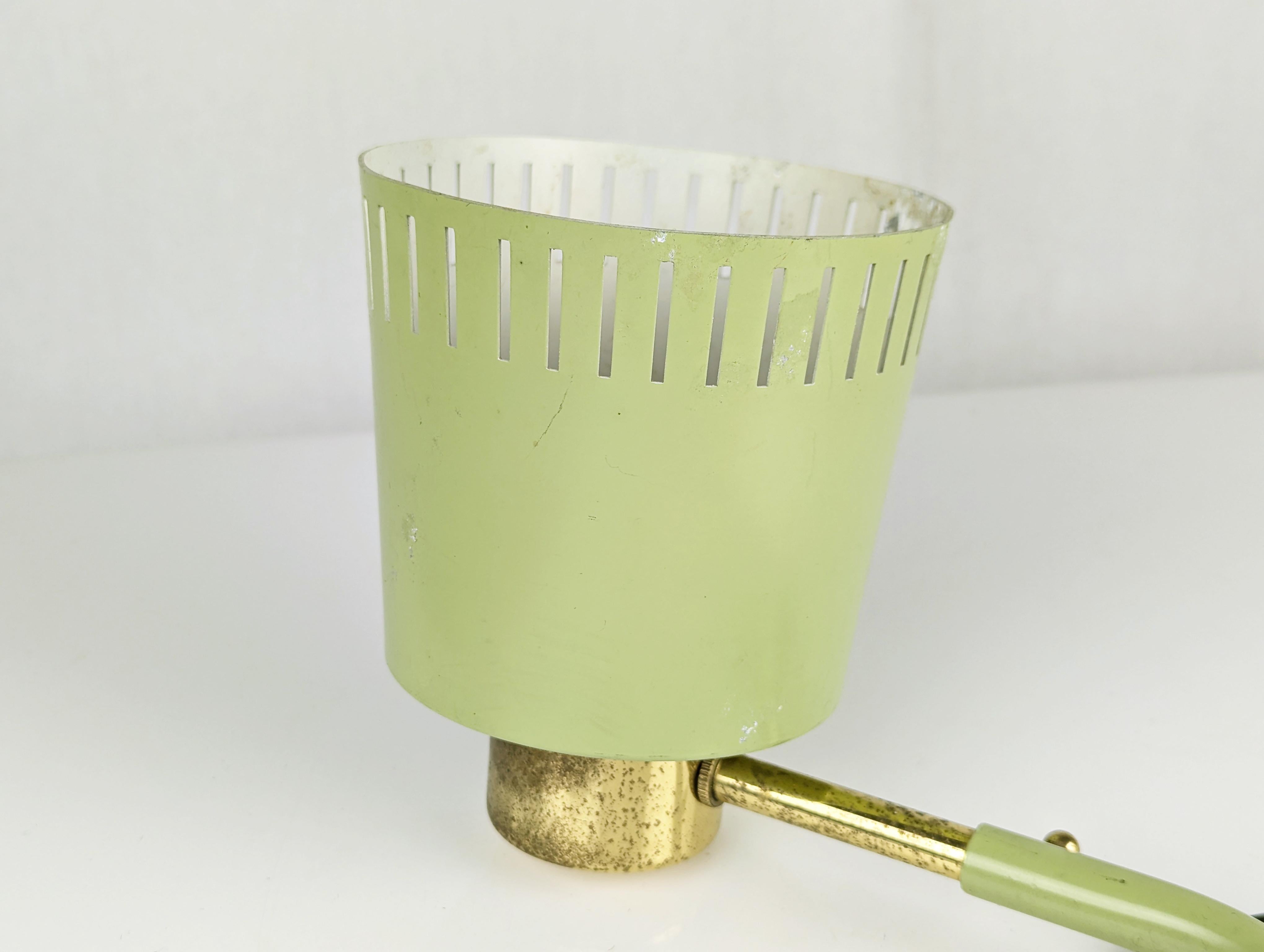 Verstellbare Wandleuchte aus Aquamarin und Messing aus der Mitte des Jahrhunderts, Stilux zugeschrieben (Aluminium) im Angebot