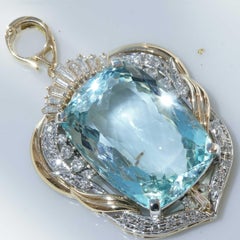 Aquamarine Brilliant Clip Pendant 24.5 0.83 ct this Color is rare and demanded