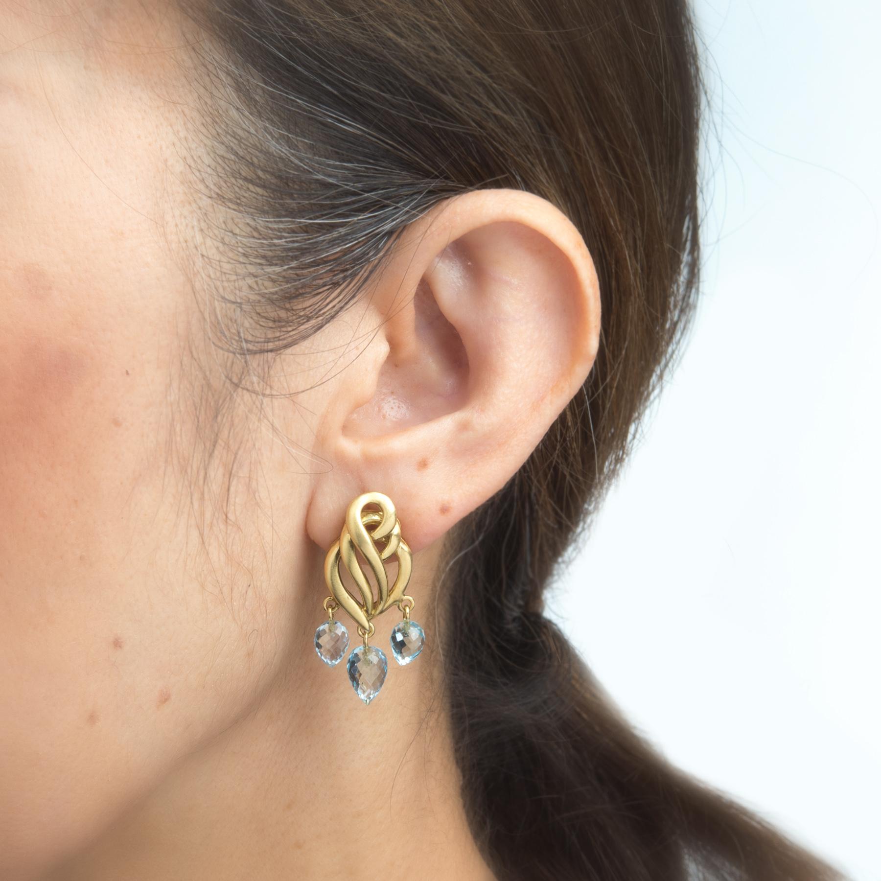 Modern Aquamarine Briolette Drop Earrings Estate 18k Brushed Yellow Gold Fine Jewelry