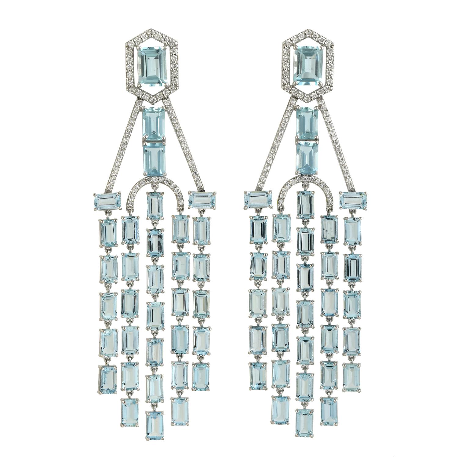 Mixed Cut Aquamarine Chandelier Earrings Connected With Diamonds Made In 18k White Gold For Sale
