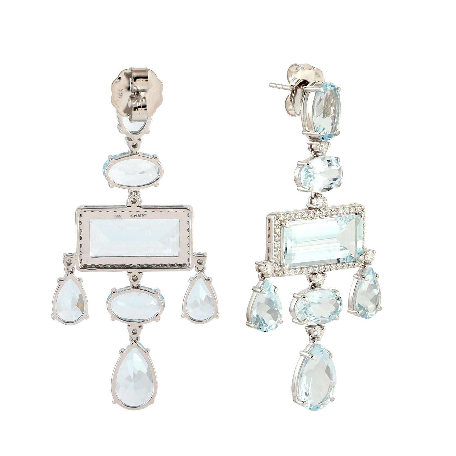 Art Deco Aquamarine Chandelier Earrings With Diamonds made In 18k White Gold For Sale
