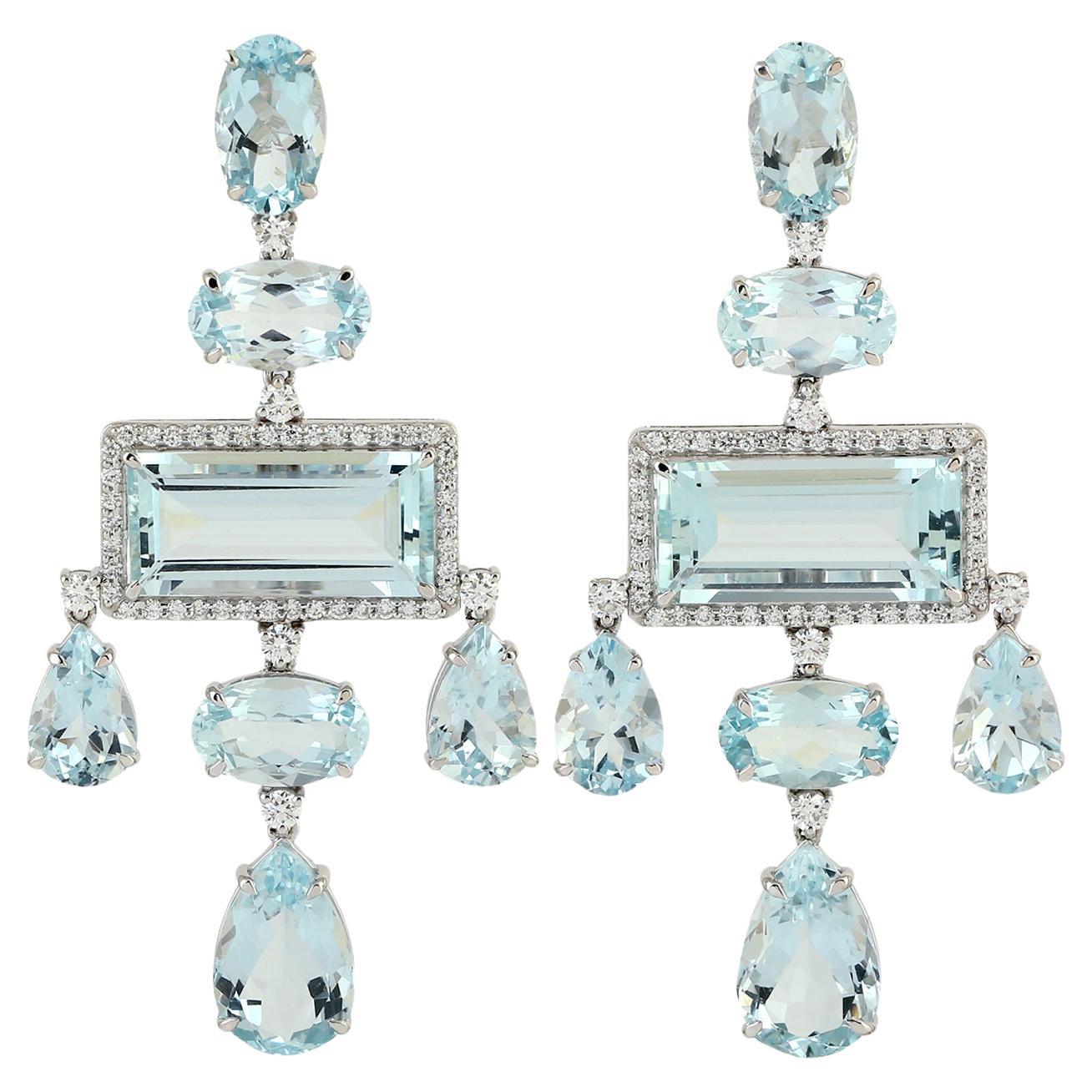 Boucles d'oreilles lustre aigue-marine et diamants en or blanc 18 carats