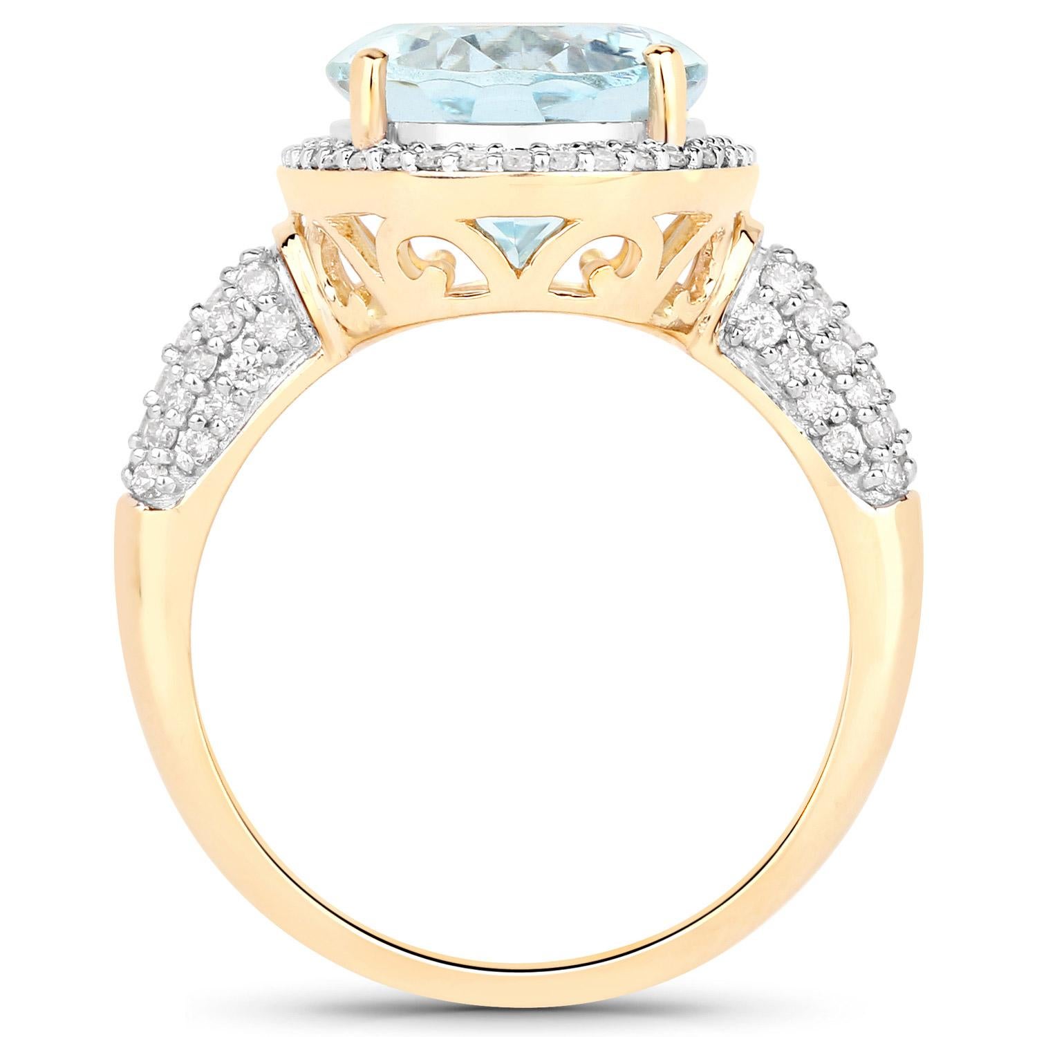 Aquamarine Cocktail Ring Diamond Setting 5.45 Carats 14K Yellow Gold In Excellent Condition For Sale In Laguna Niguel, CA