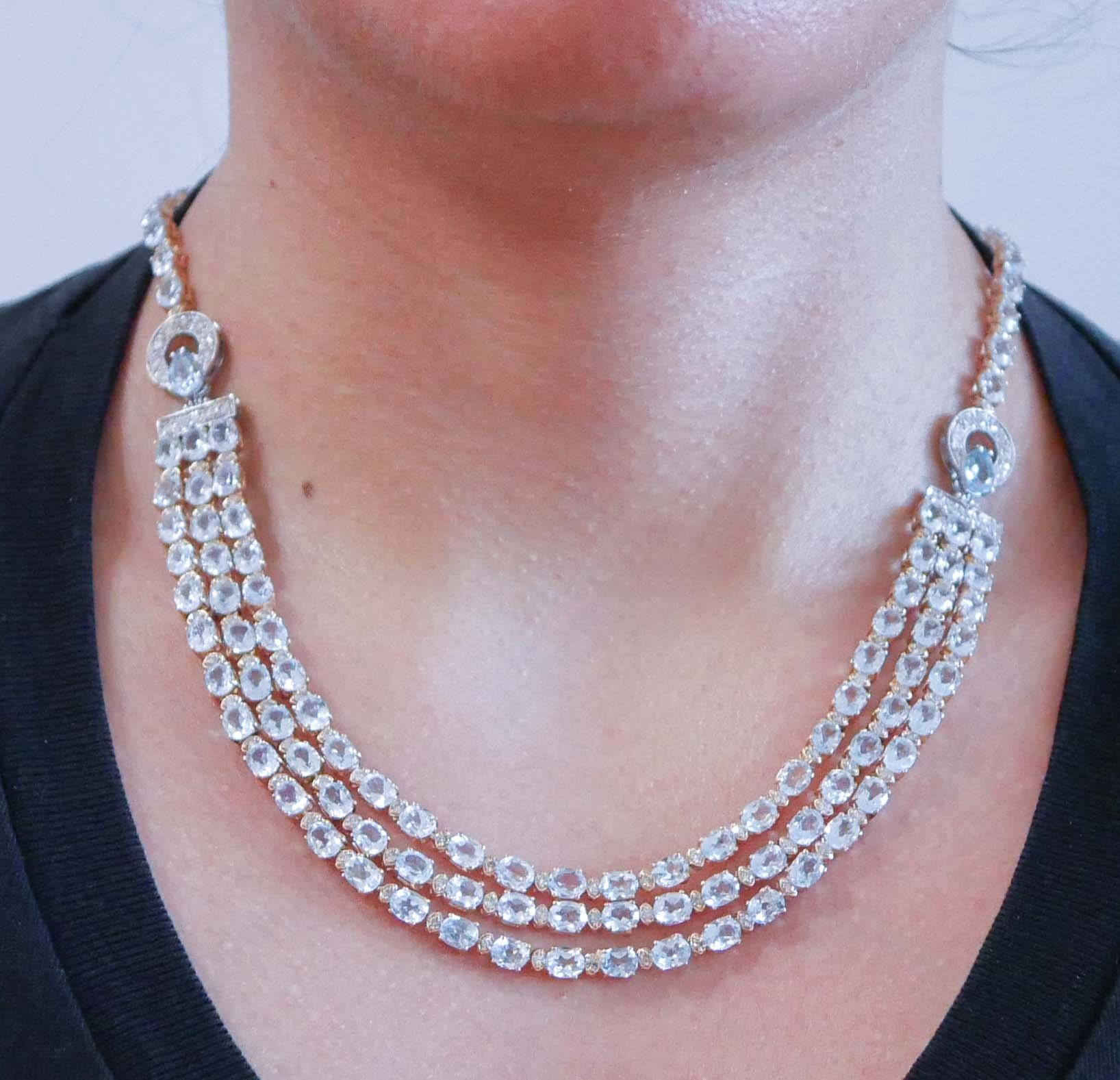 Aquamarine Colour Topazs, Diamonds, 14 Karat White and Rose Gold Necklace In Good Condition For Sale In Marcianise, Marcianise (CE)