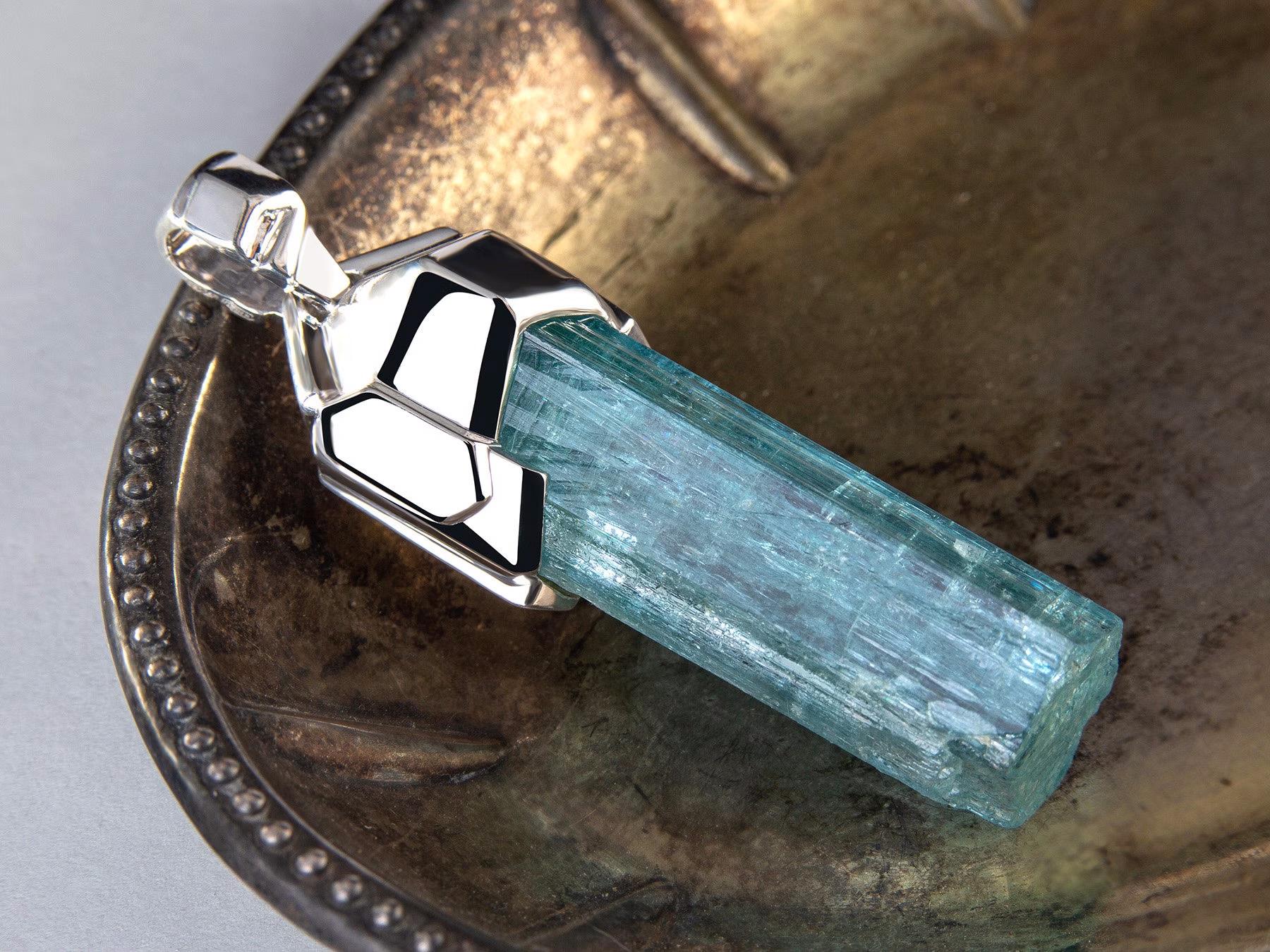 Aquamarine Crystal necklace silver Blue Beryl Raw Stone wedding anniversary gift en vente 3