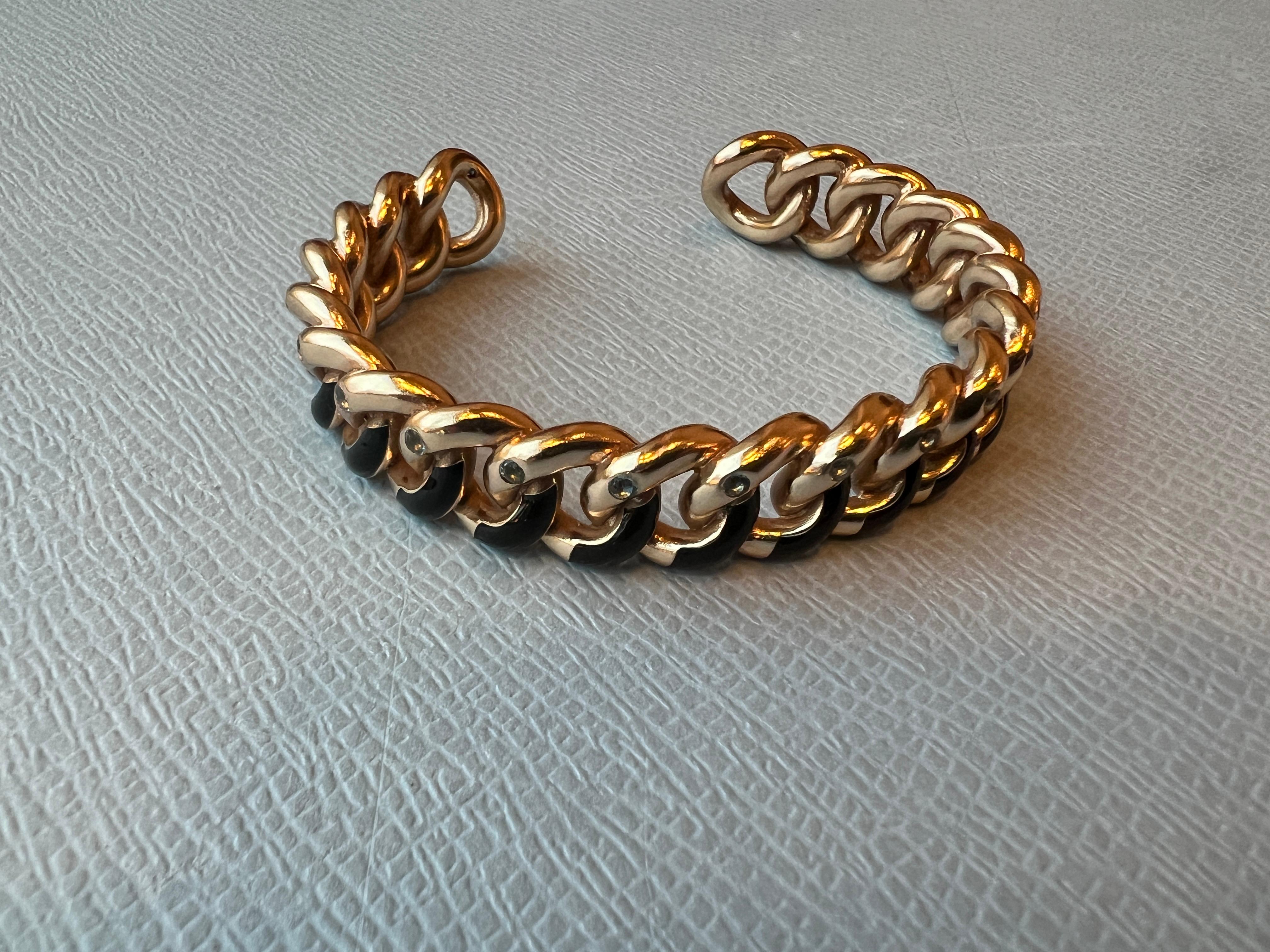 Taglio brillante Bracciale con acquamarina in stile vittoriano con smalto nero in vendita