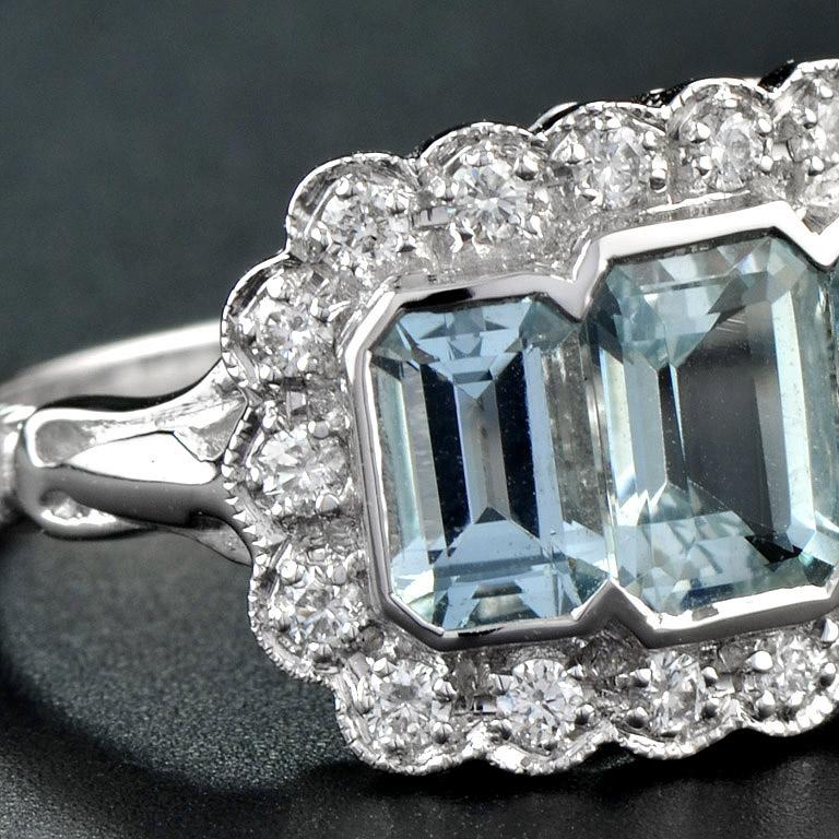 Women's Aquamarine Diamond 18 Karat White Gold Cocktail Ring