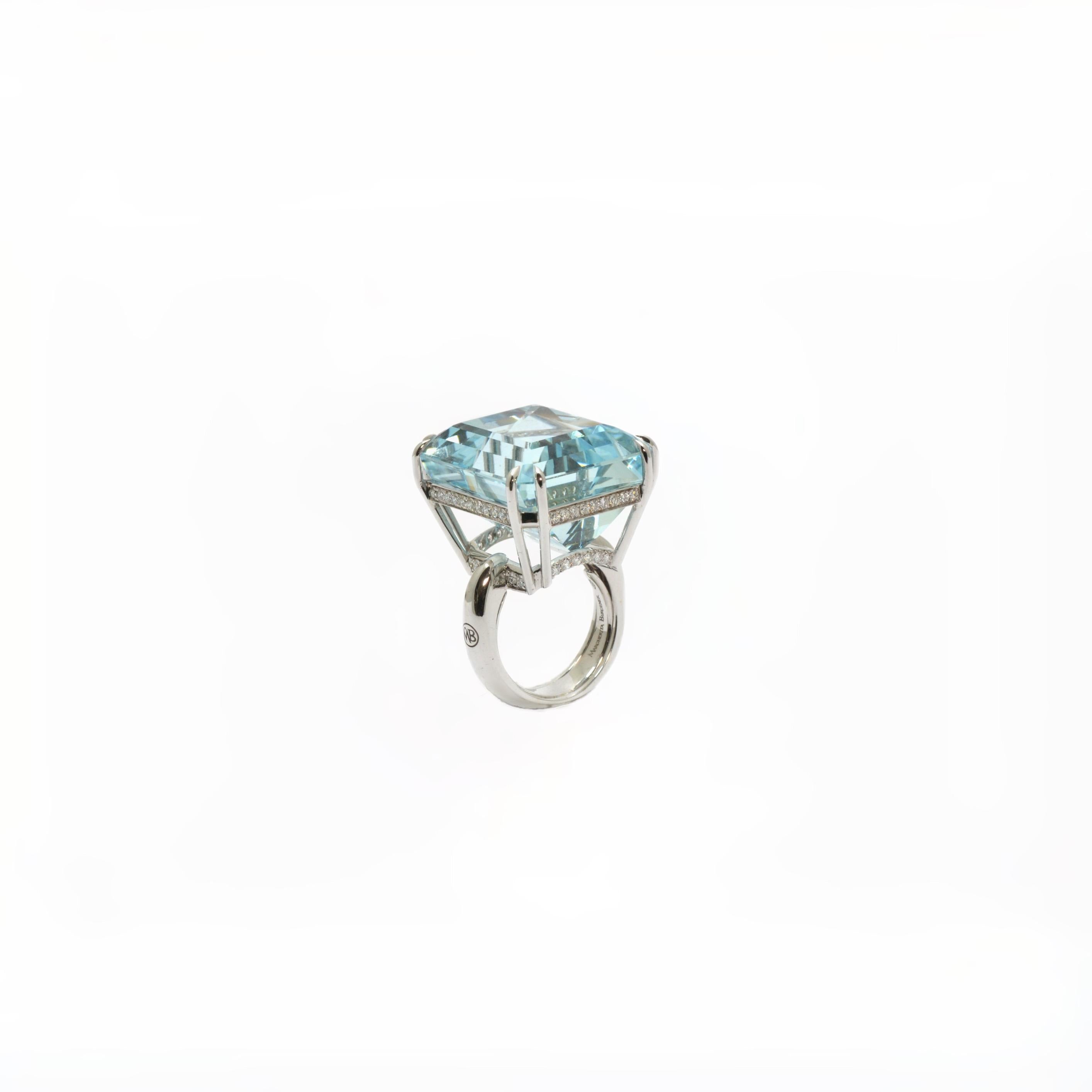 Contemporary Aquamarine Diamond 18 KT White Gold Made in Italy Cocktail Ring For Sale
