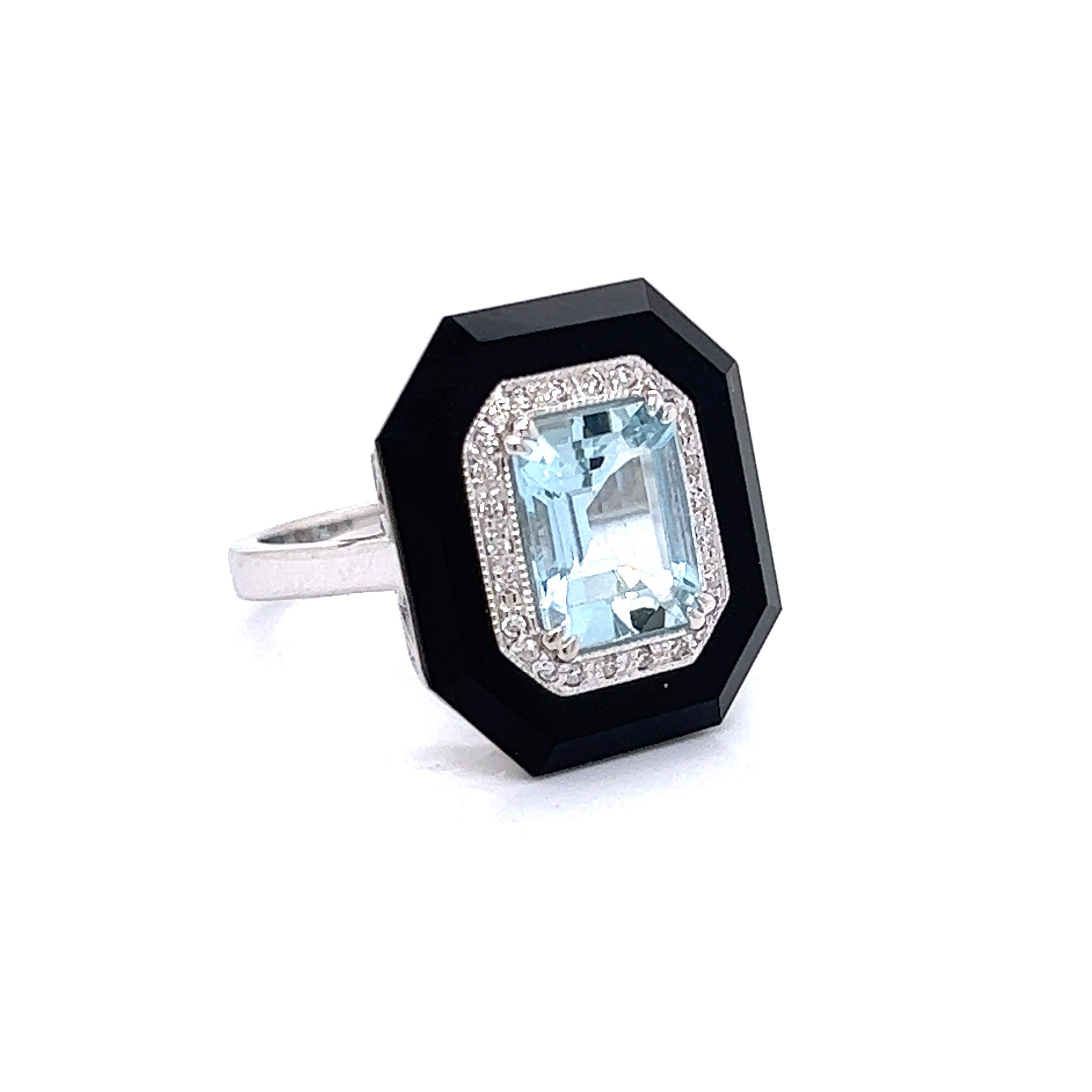 Ring aus Aquamarin, Diamant und schwarzem Onyx (Moderne) im Angebot